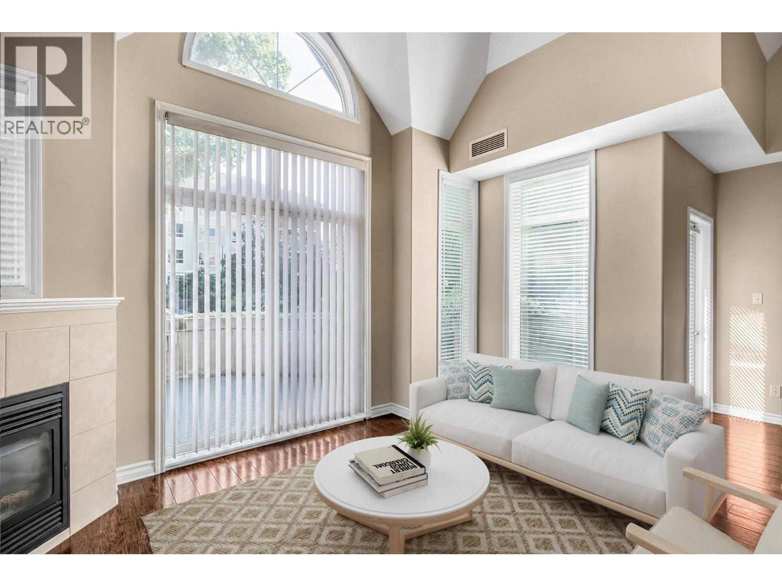 1128 Sunset Drive Unit# 102, Kelowna, British Columbia  V1Y 9W1 - Photo 2 - 10391653