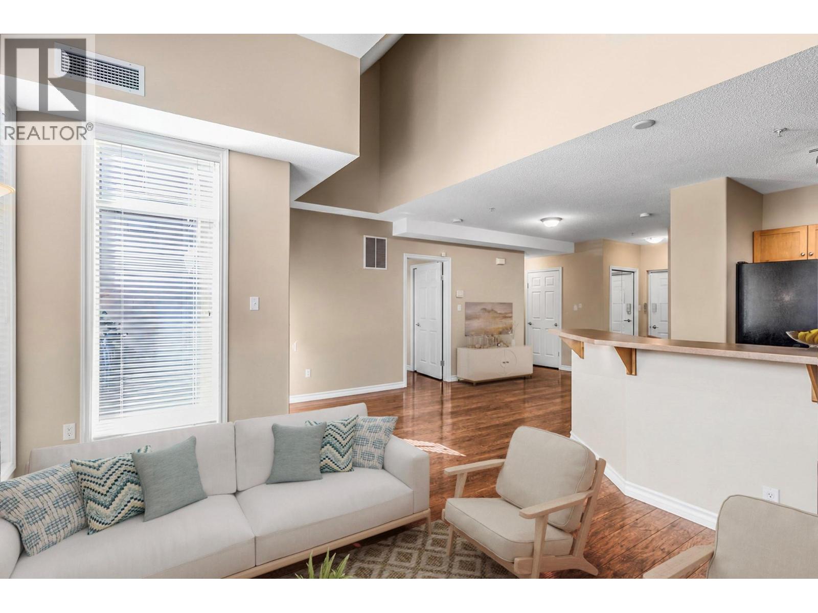 1128 Sunset Drive Unit# 102, Kelowna, British Columbia  V1Y 9W1 - Photo 5 - 10391653