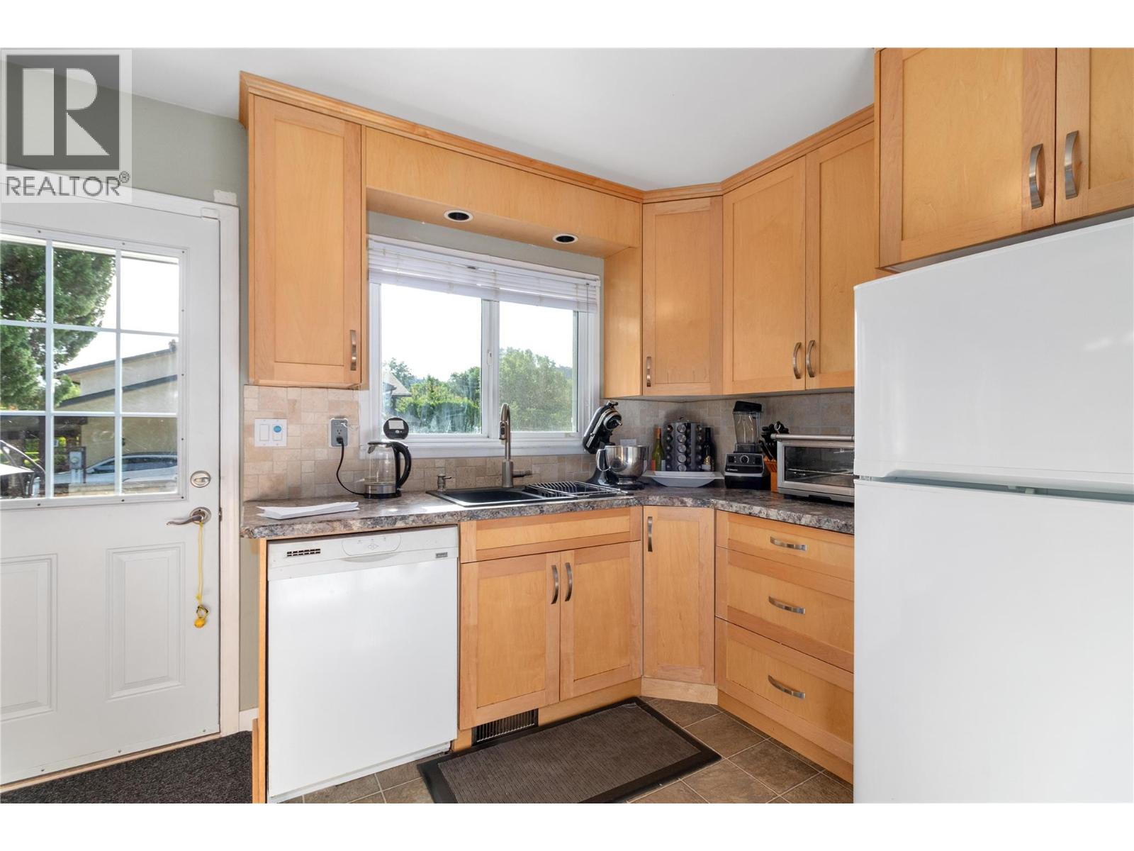 350 Fleming Road, Kelowna, British Columbia  V1X 3Z3 - Photo 18 - 10392547