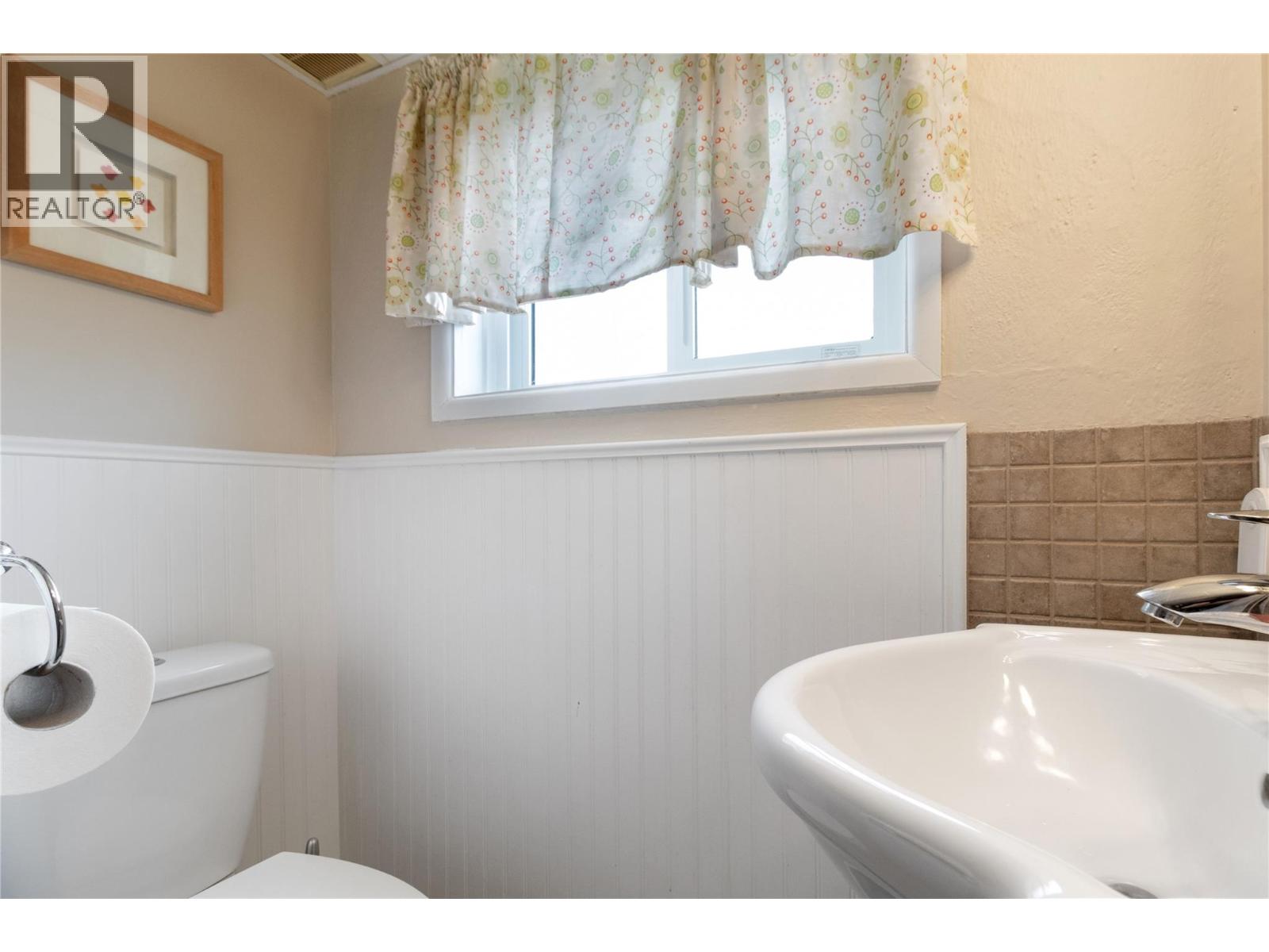 350 Fleming Road, Kelowna, British Columbia  V1X 3Z3 - Photo 30 - 10392547