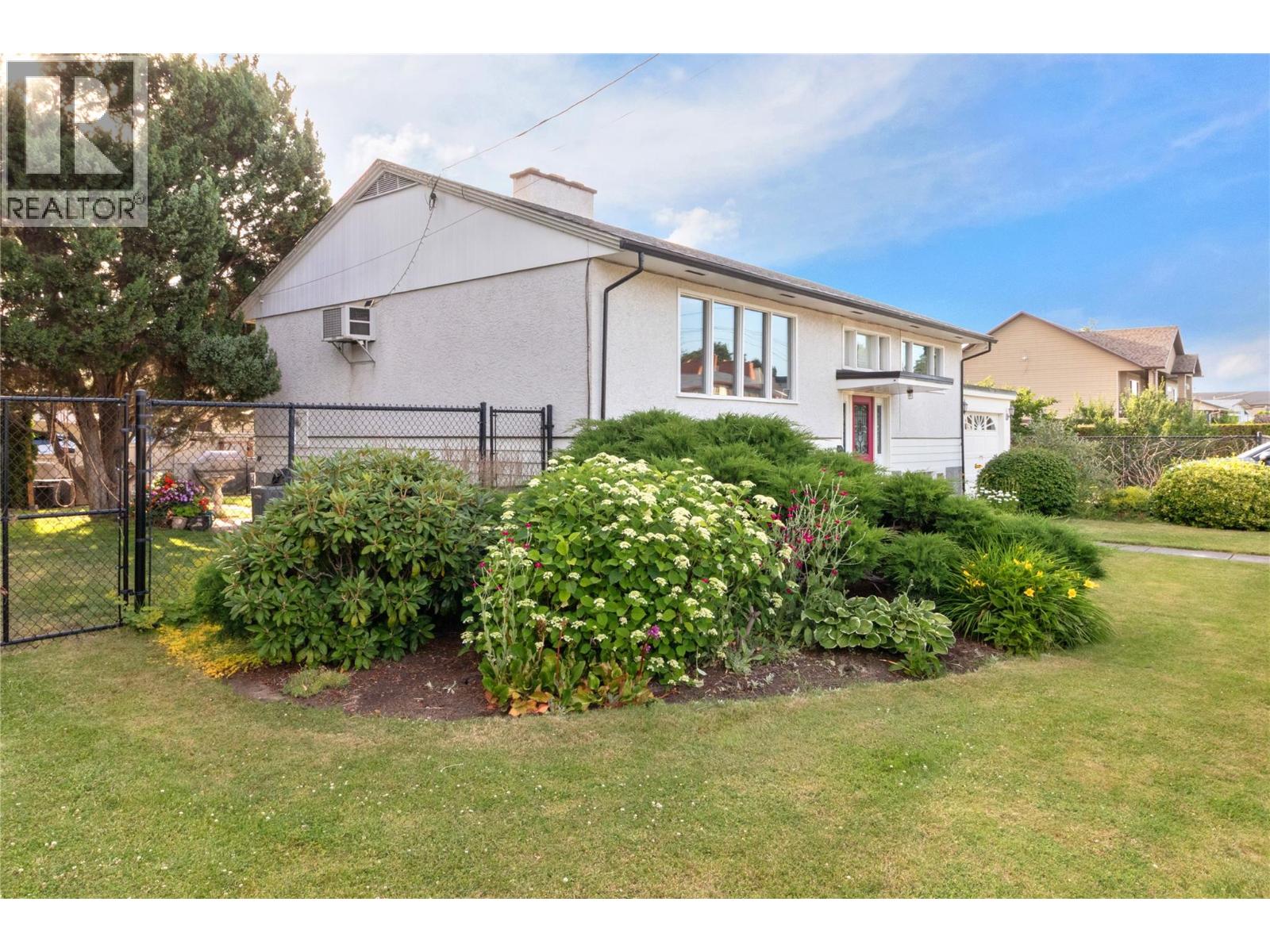 350 Fleming Road, Kelowna, British Columbia  V1X 3Z3 - Photo 5 - 10392547