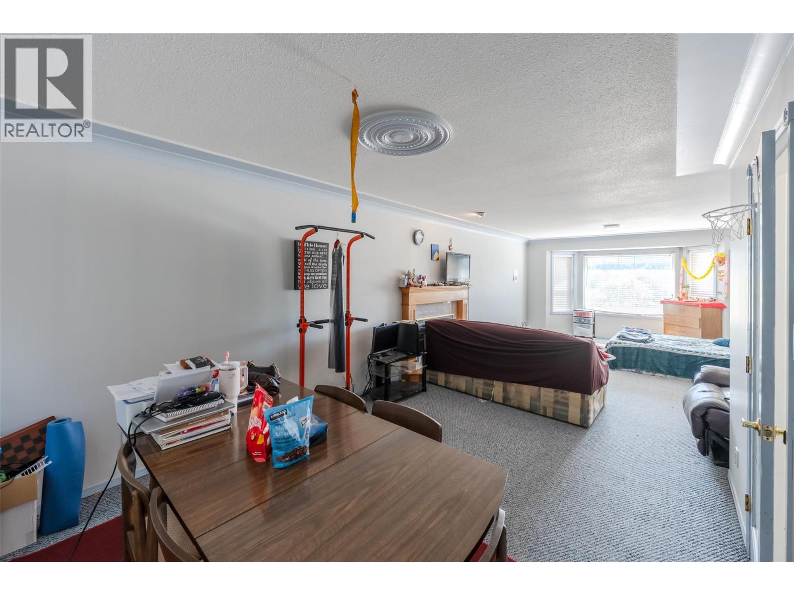 6128 Saint Martin Place, Oliver, British Columbia  V0H 1T0 - Photo 19 - 10392805
