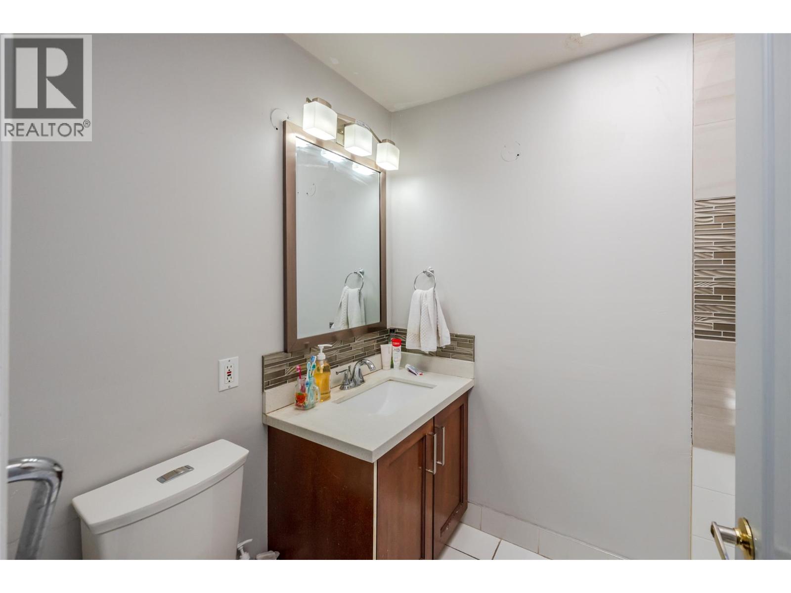 6128 Saint Martin Place, Oliver, British Columbia  V0H 1T0 - Photo 28 - 10392805