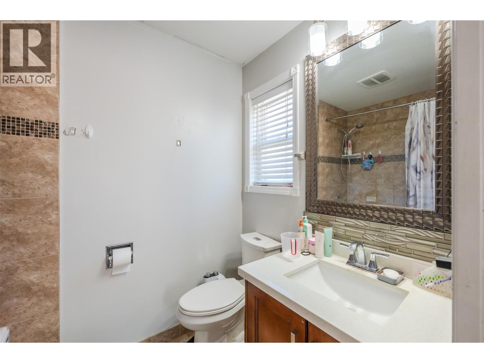 6128 Saint Martin Place, Oliver, British Columbia  V0H 1T0 - Photo 33 - 10392805