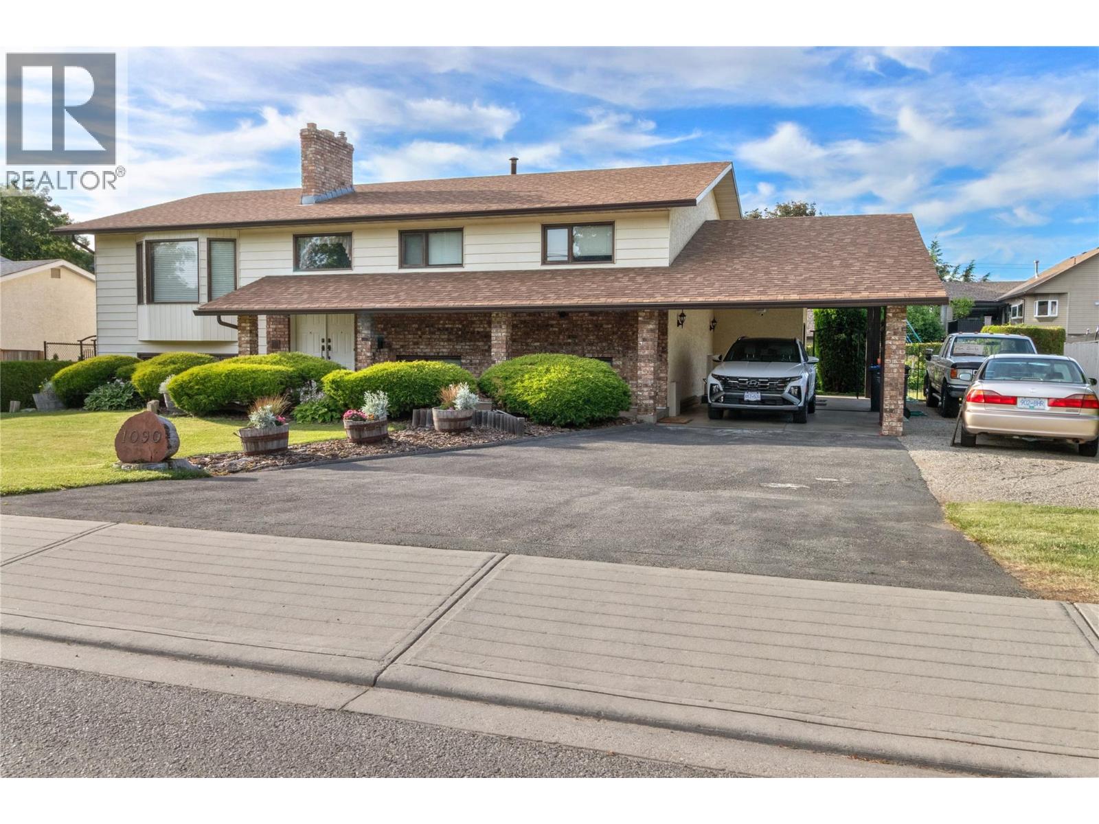 1090 Houghton Road, Kelowna, British Columbia  V1X 6G8 - Photo 1 - 10392553