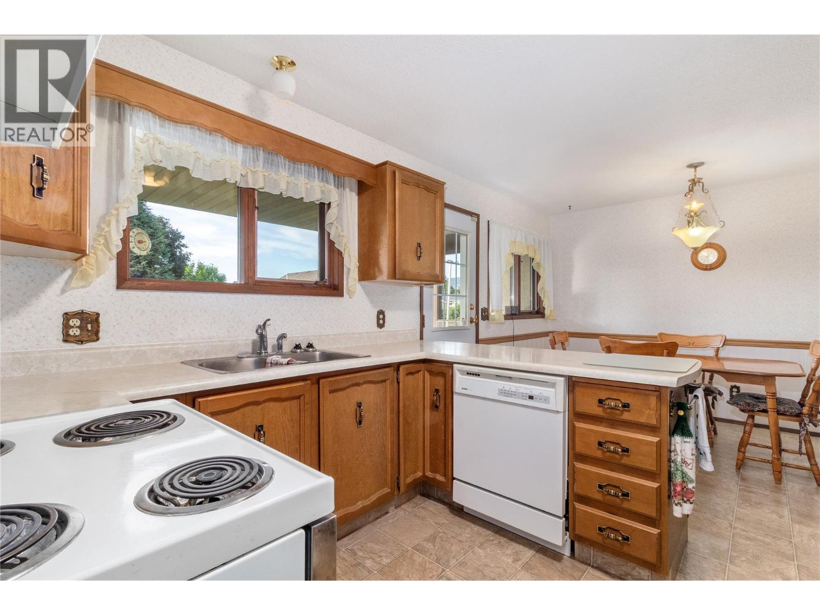 1090 Houghton Road, Kelowna, British Columbia  V1X 6G8 - Photo 14 - 10392553
