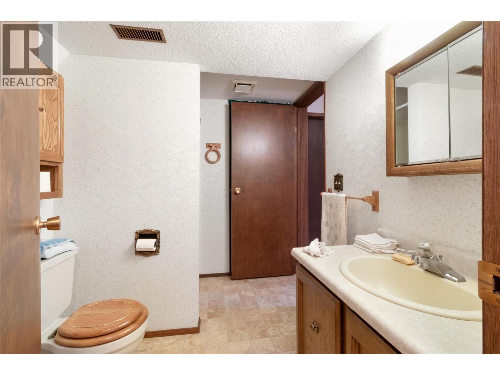 1090 Houghton Road, Kelowna, British Columbia  V1X 6G8 - Photo 24 - 10392553