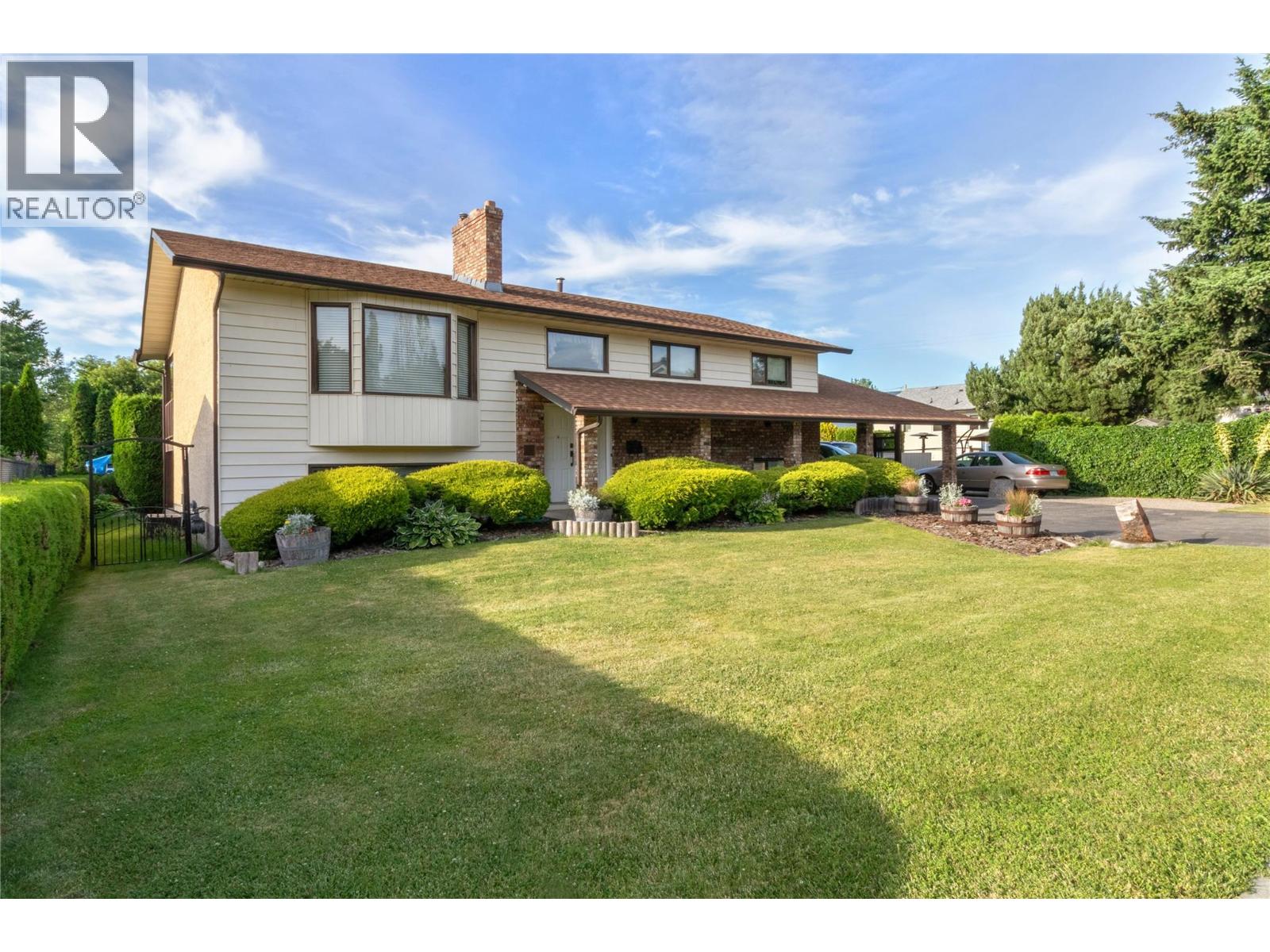 1090 Houghton Road, Kelowna, British Columbia  V1X 6G8 - Photo 3 - 10392553