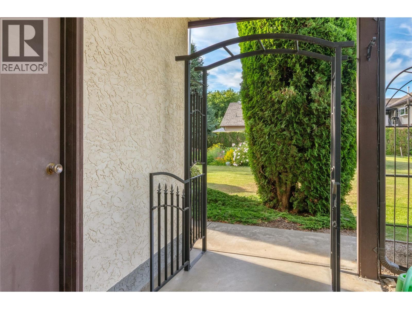 1090 Houghton Road, Kelowna, British Columbia  V1X 6G8 - Photo 45 - 10392553