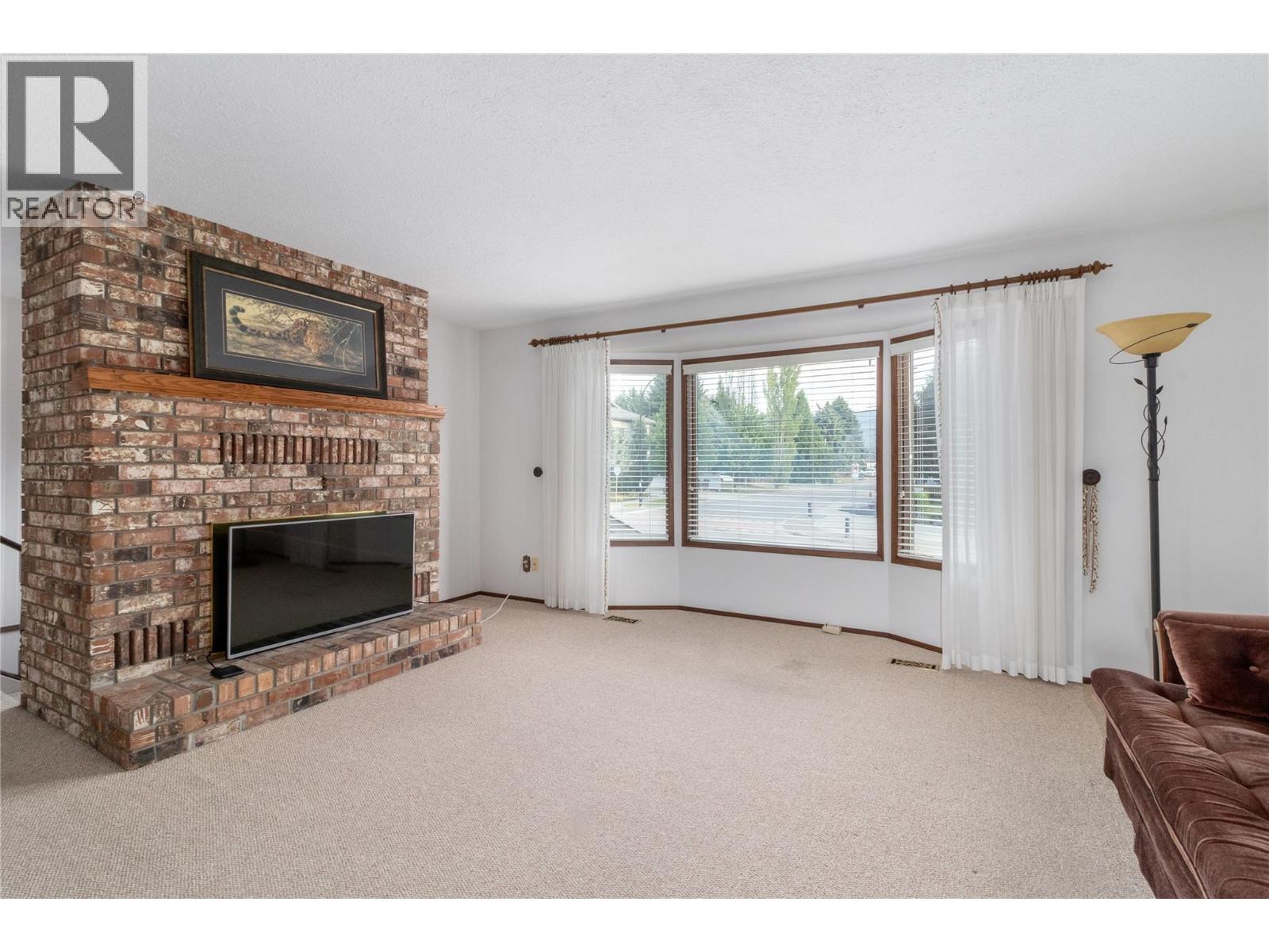 1090 Houghton Road, Kelowna, British Columbia  V1X 6G8 - Photo 5 - 10392553