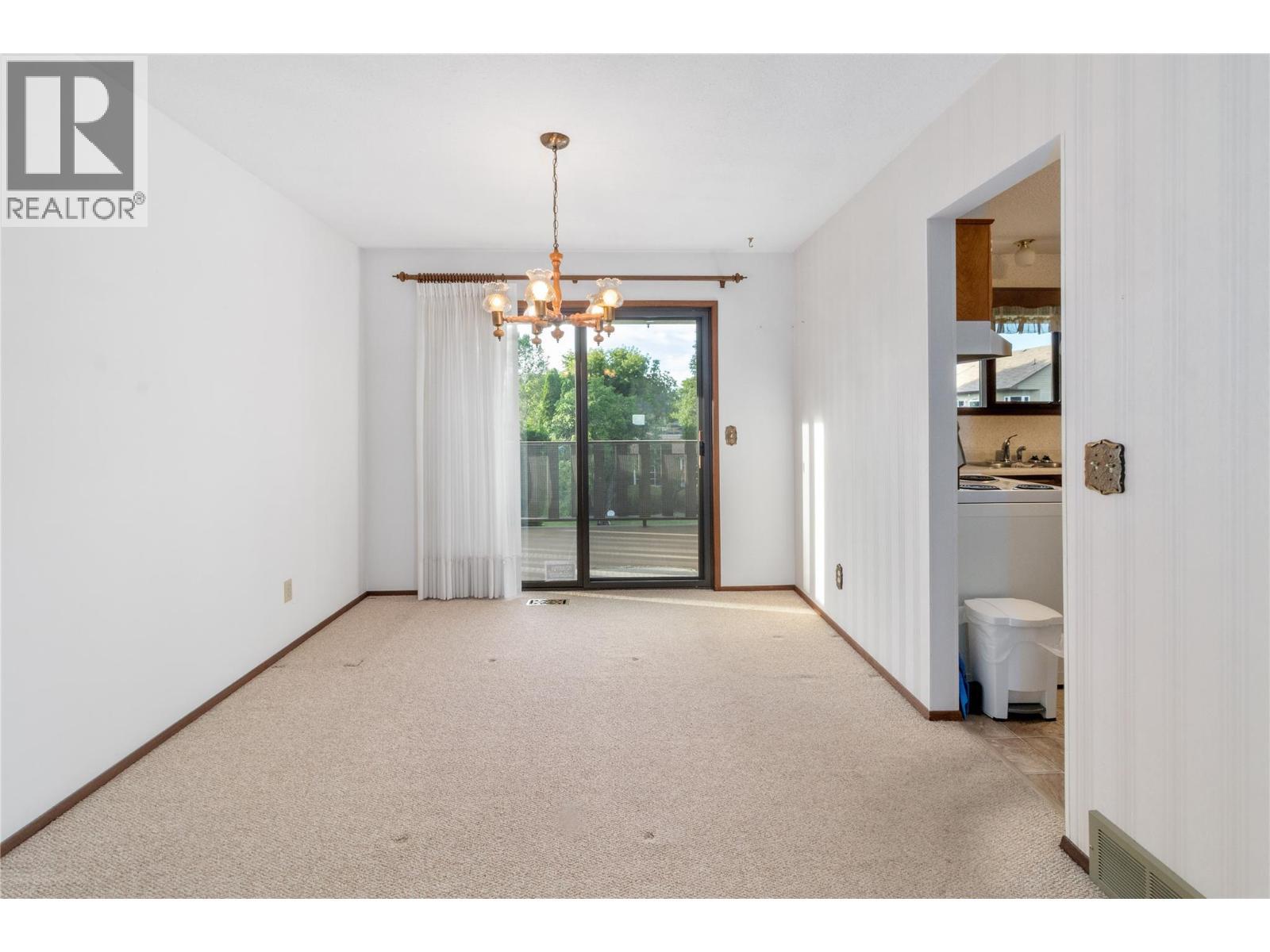 1090 Houghton Road, Kelowna, British Columbia  V1X 6G8 - Photo 8 - 10392553