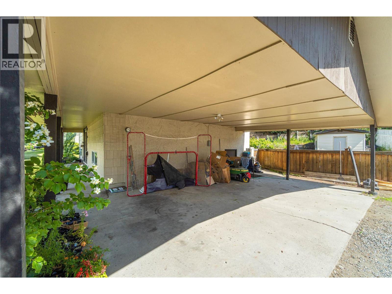 1680 Mt. Dufferin Drive, Kamloops, British Columbia  V2E 1A2 - Photo 36 - 10392679