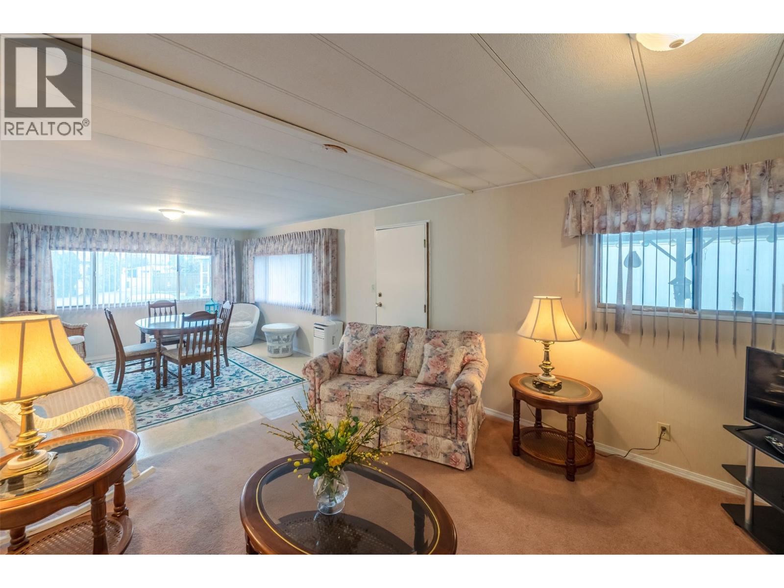 6633 Park Drive Unit# 5, Oliver, British Columbia  V0H 1T4 - Photo 1 - 10392858