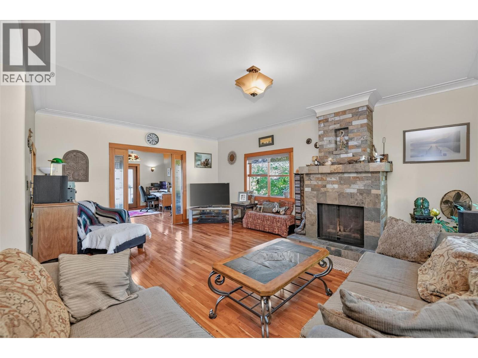 3604 Pleasant Valley Road, Vernon, British Columbia  V1T 4L6 - Photo 15 - 10392795