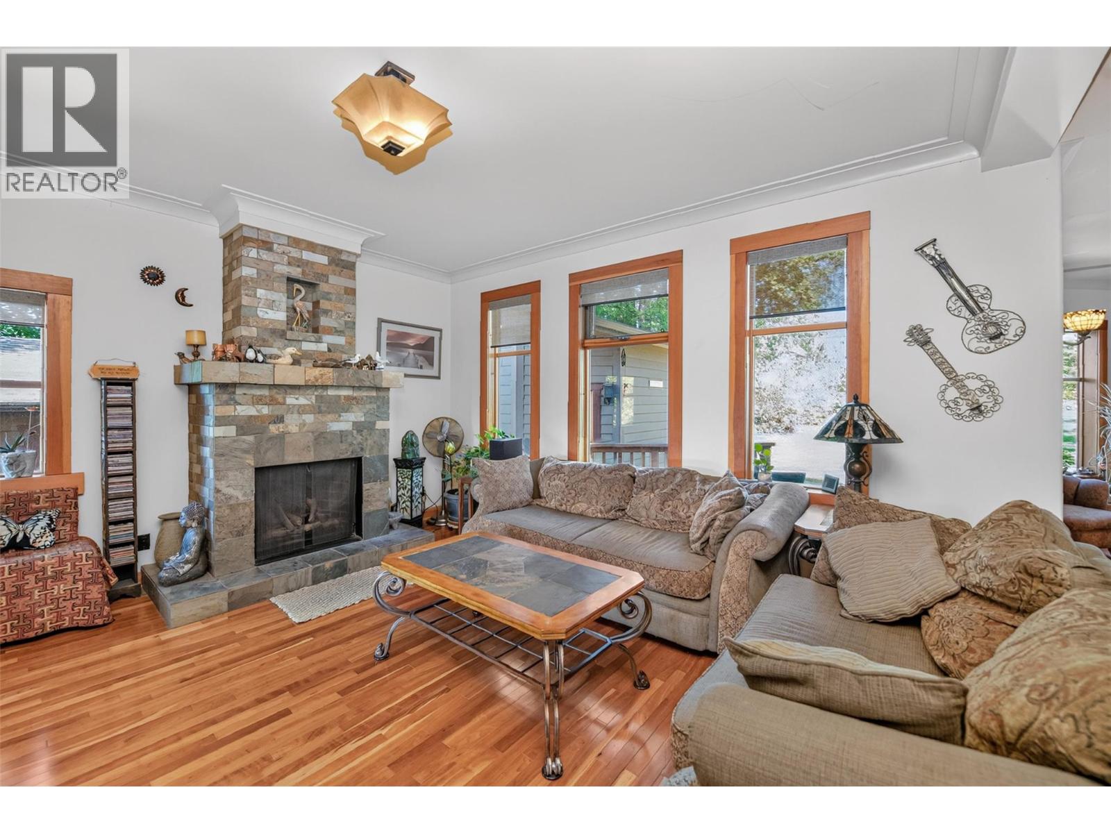 3604 Pleasant Valley Road, Vernon, British Columbia  V1T 4L6 - Photo 16 - 10392795