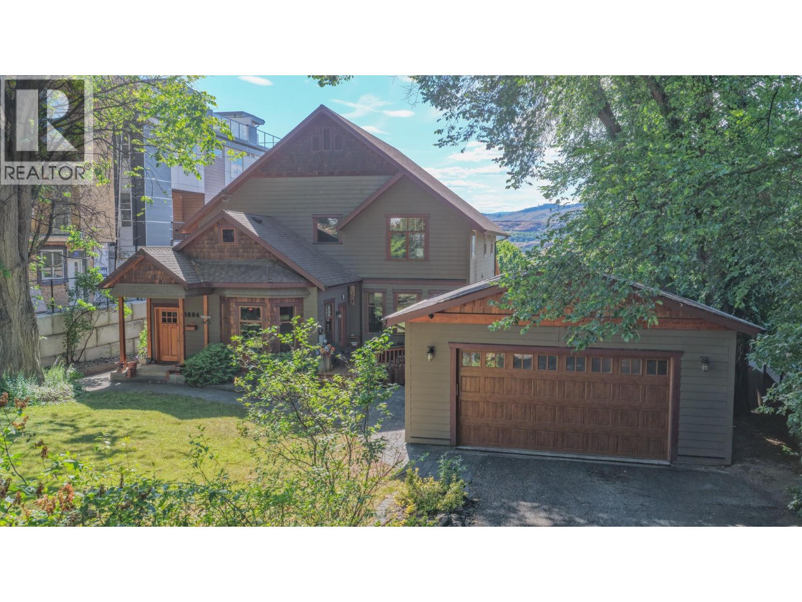 3604 Pleasant Valley Road, Vernon, British Columbia  V1T 4L6 - Photo 2 - 10392795
