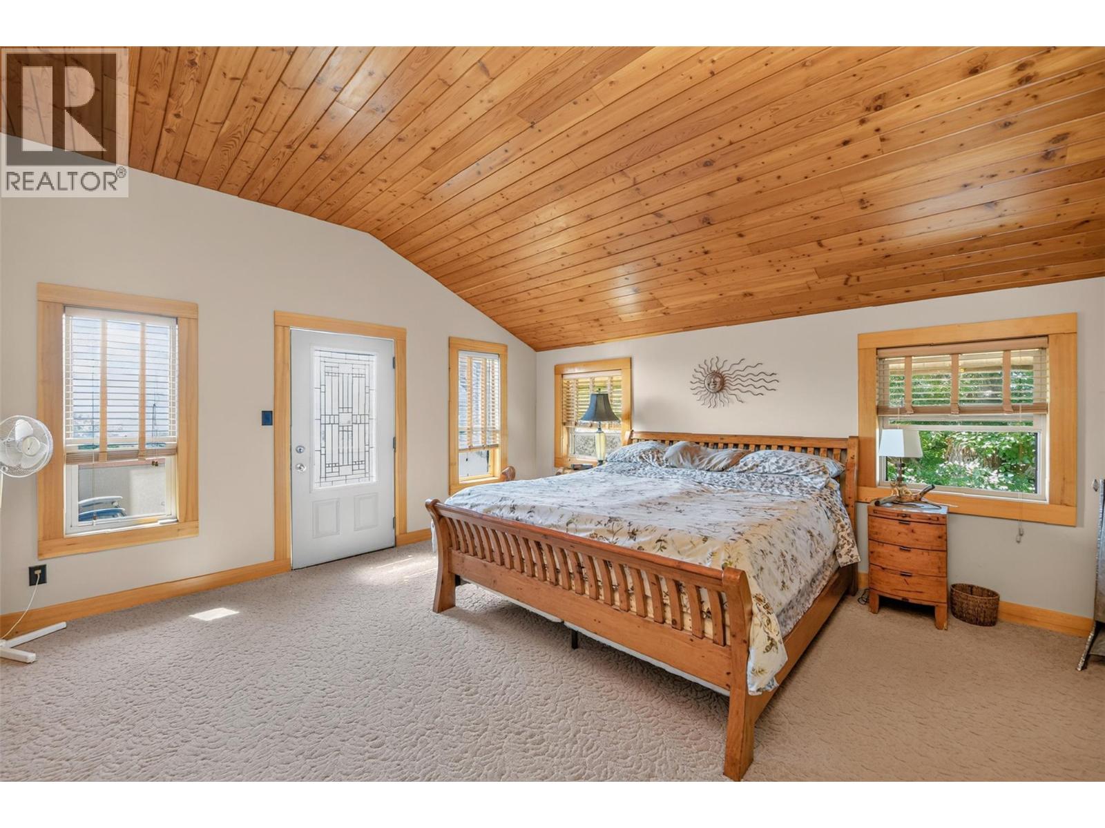 3604 Pleasant Valley Road, Vernon, British Columbia  V1T 4L6 - Photo 36 - 10392795