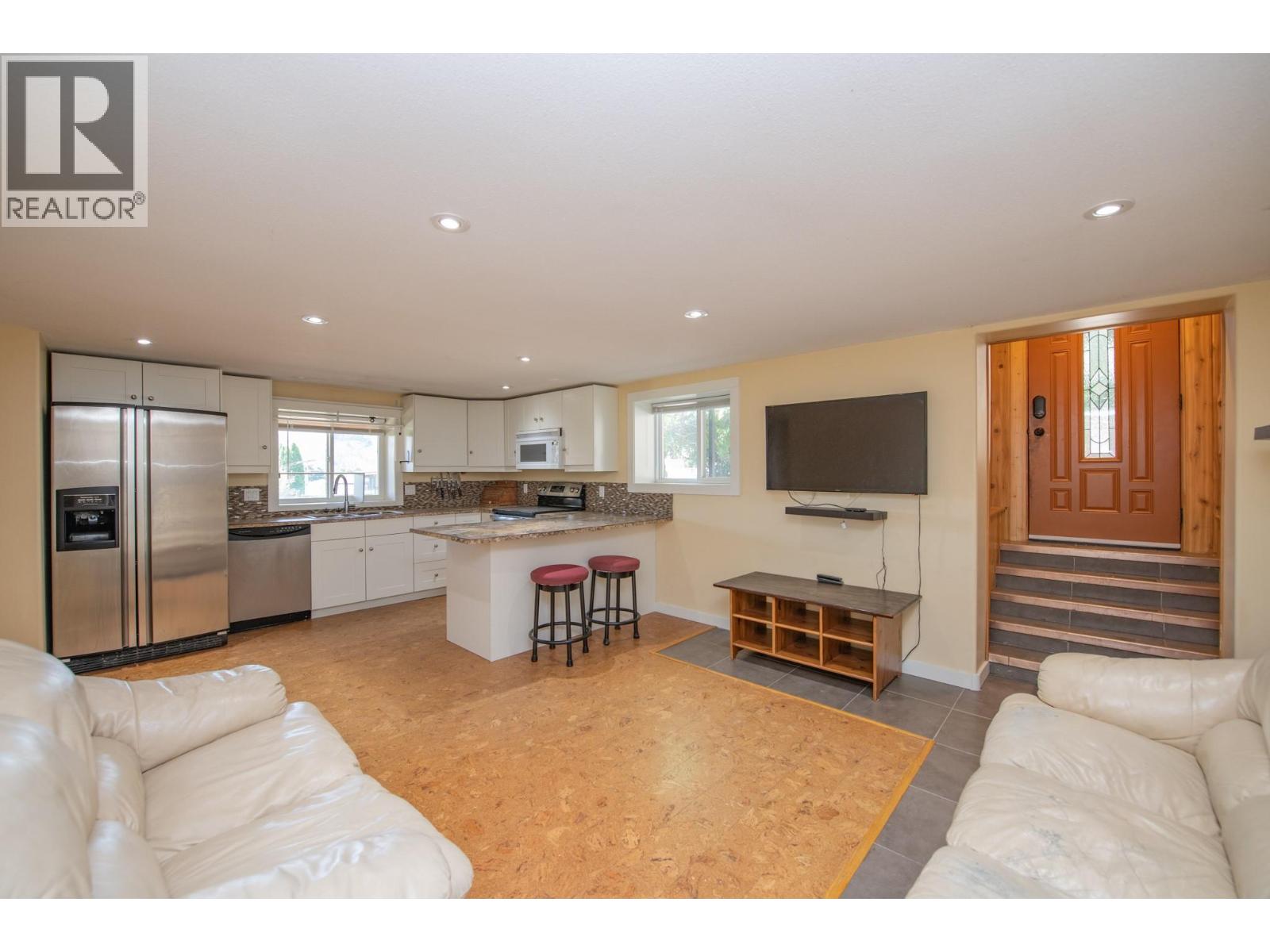 3604 Pleasant Valley Road, Vernon, British Columbia  V1T 4L6 - Photo 61 - 10392795