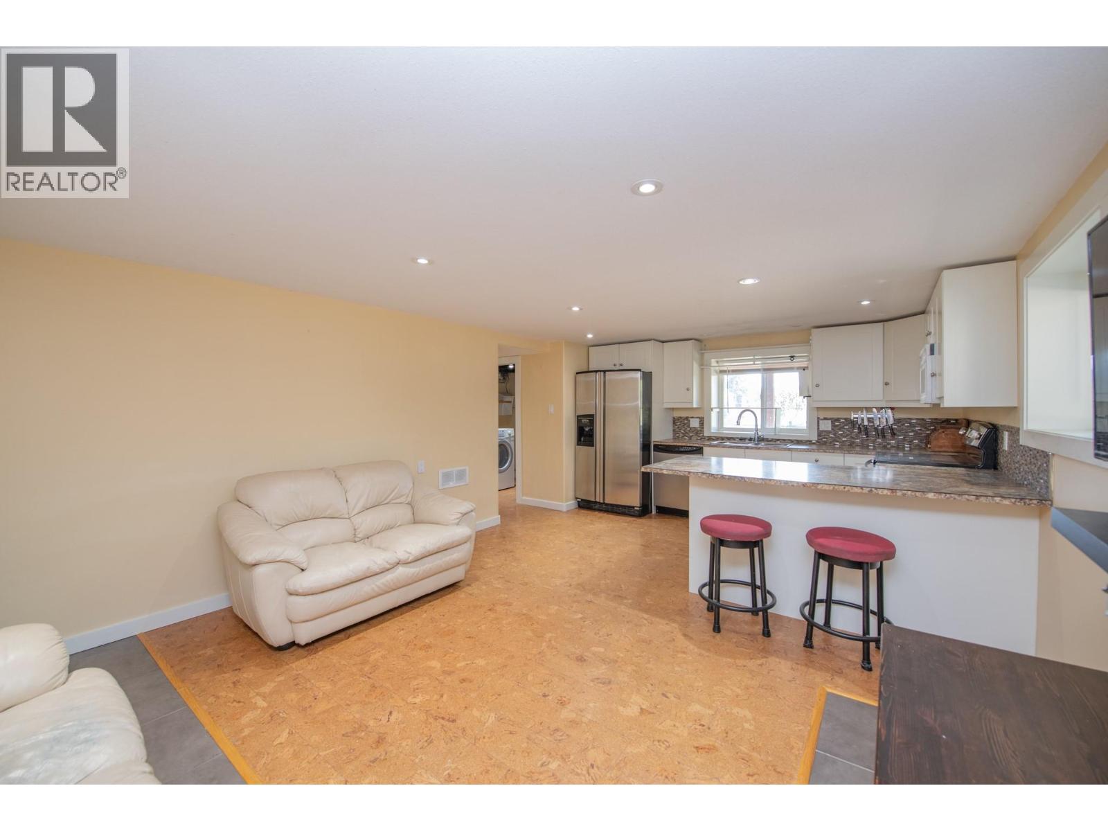 3604 Pleasant Valley Road, Vernon, British Columbia  V1T 4L6 - Photo 63 - 10392795