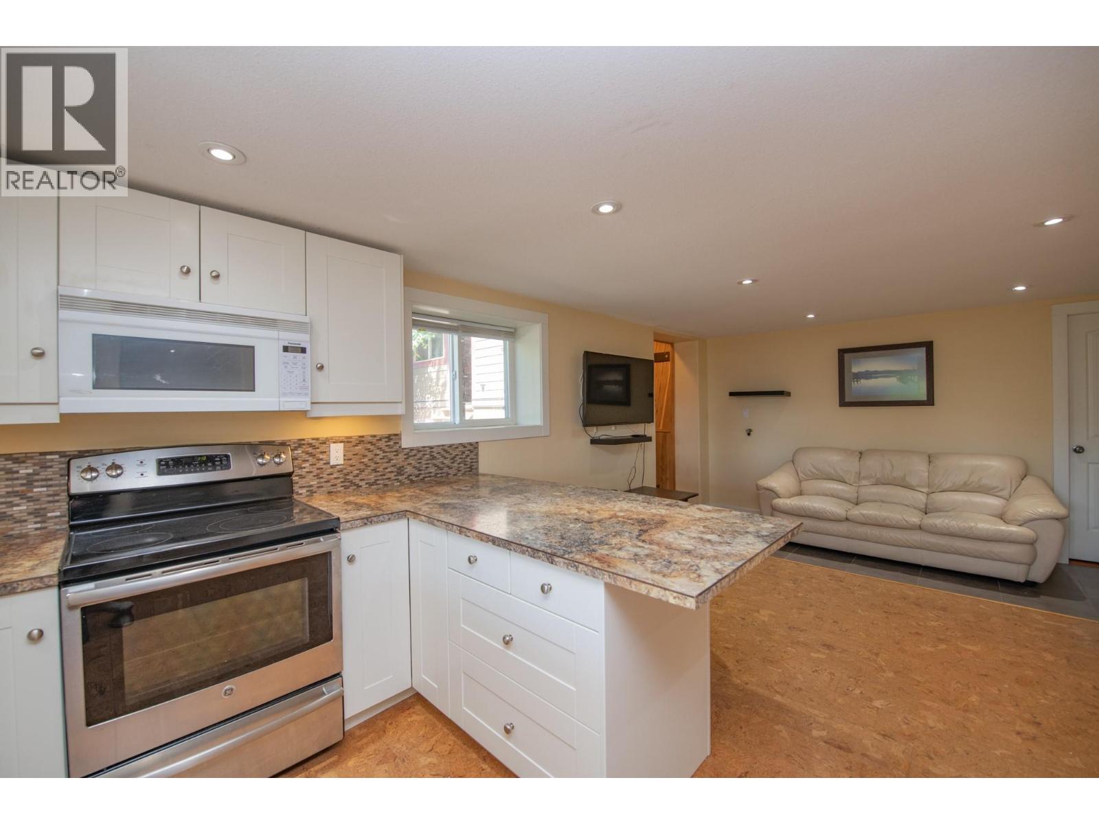 3604 Pleasant Valley Road, Vernon, British Columbia  V1T 4L6 - Photo 68 - 10392795