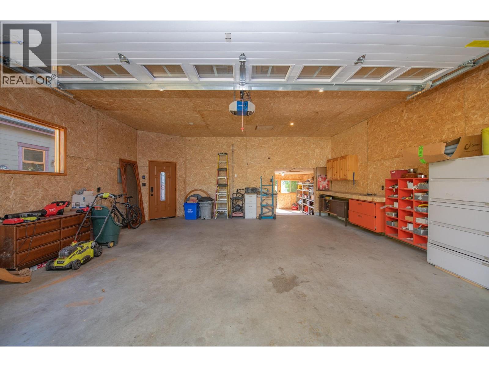3604 Pleasant Valley Road, Vernon, British Columbia  V1T 4L6 - Photo 78 - 10392795