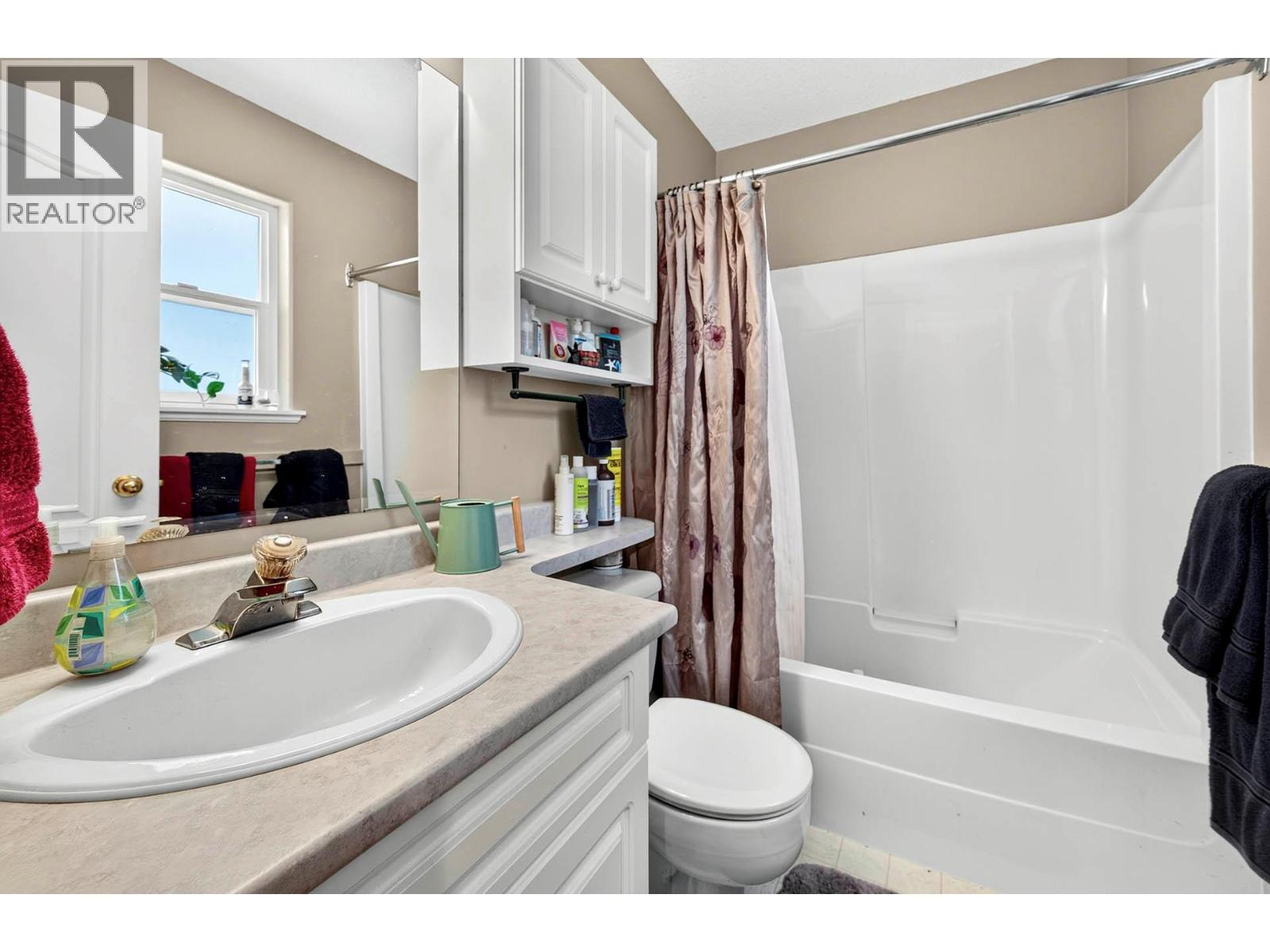 2781 Skeena Drive, Kamloops, British Columbia  V2E 2M9 - Photo 18 - 10392738