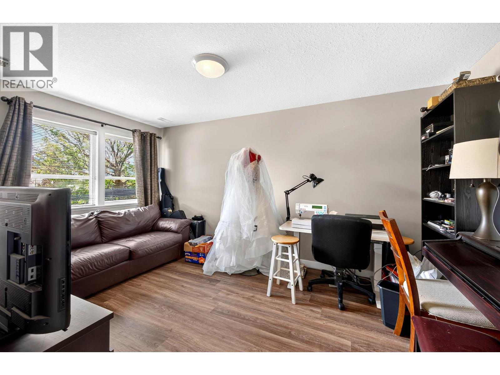 2781 Skeena Drive, Kamloops, British Columbia  V2E 2M9 - Photo 23 - 10392738