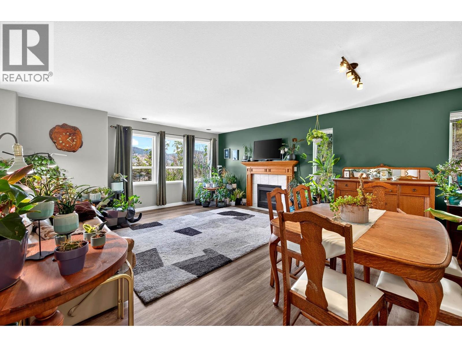 2781 Skeena Drive, Kamloops, British Columbia  V2E 2M9 - Photo 5 - 10392738