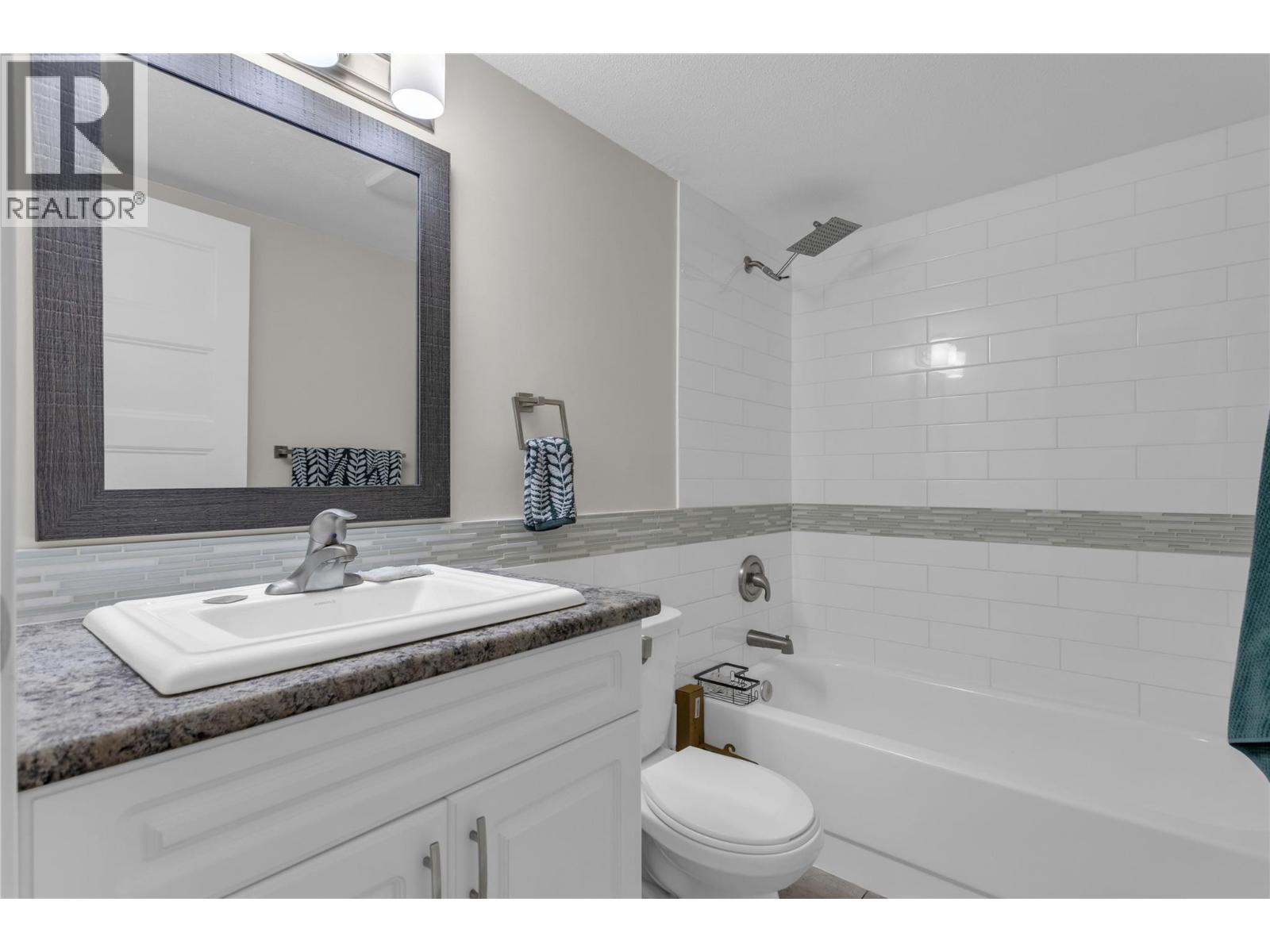 3854 Gordon Drive Unit# 186, Kelowna, British Columbia  V1W 3G5 - Photo 12 - 10392759