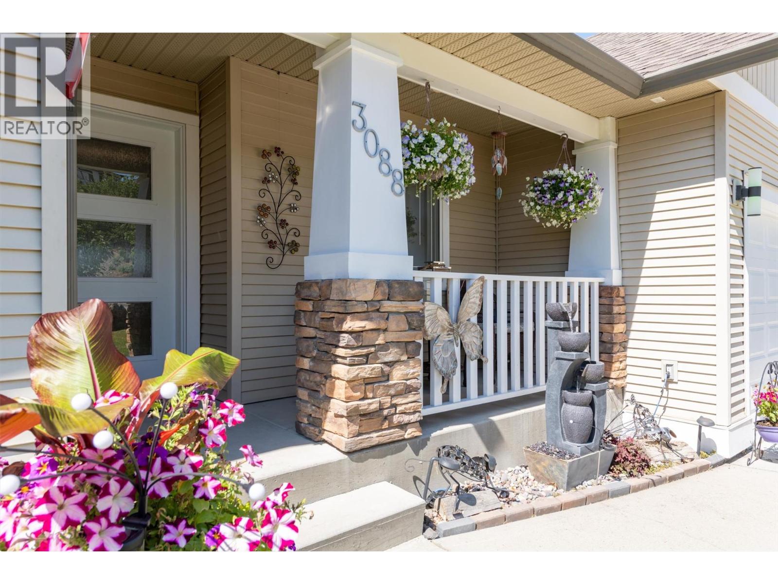 3088 Sageview Road, West Kelowna, British Columbia  V4T 2Y5 - Photo 6 - 10391514