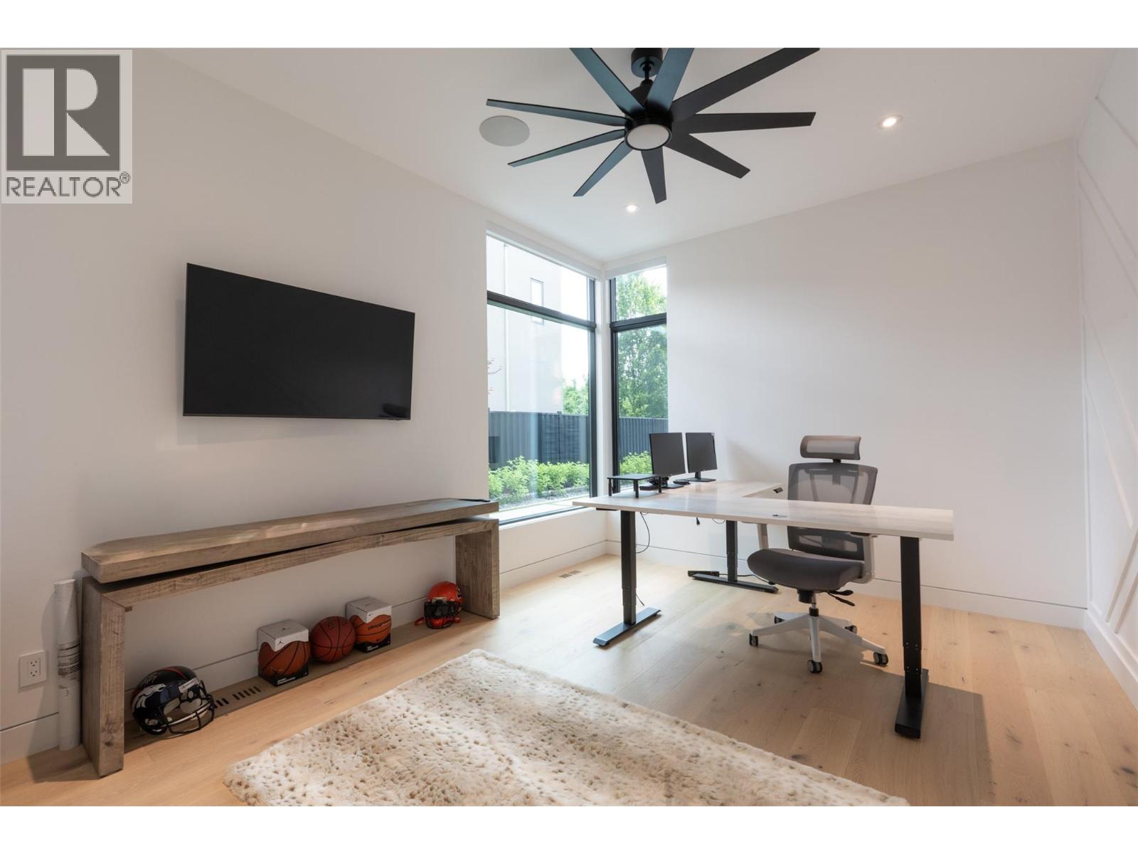 2764 Abbott Street, Kelowna, British Columbia  V1Y 1G4 - Photo 27 - 10389782