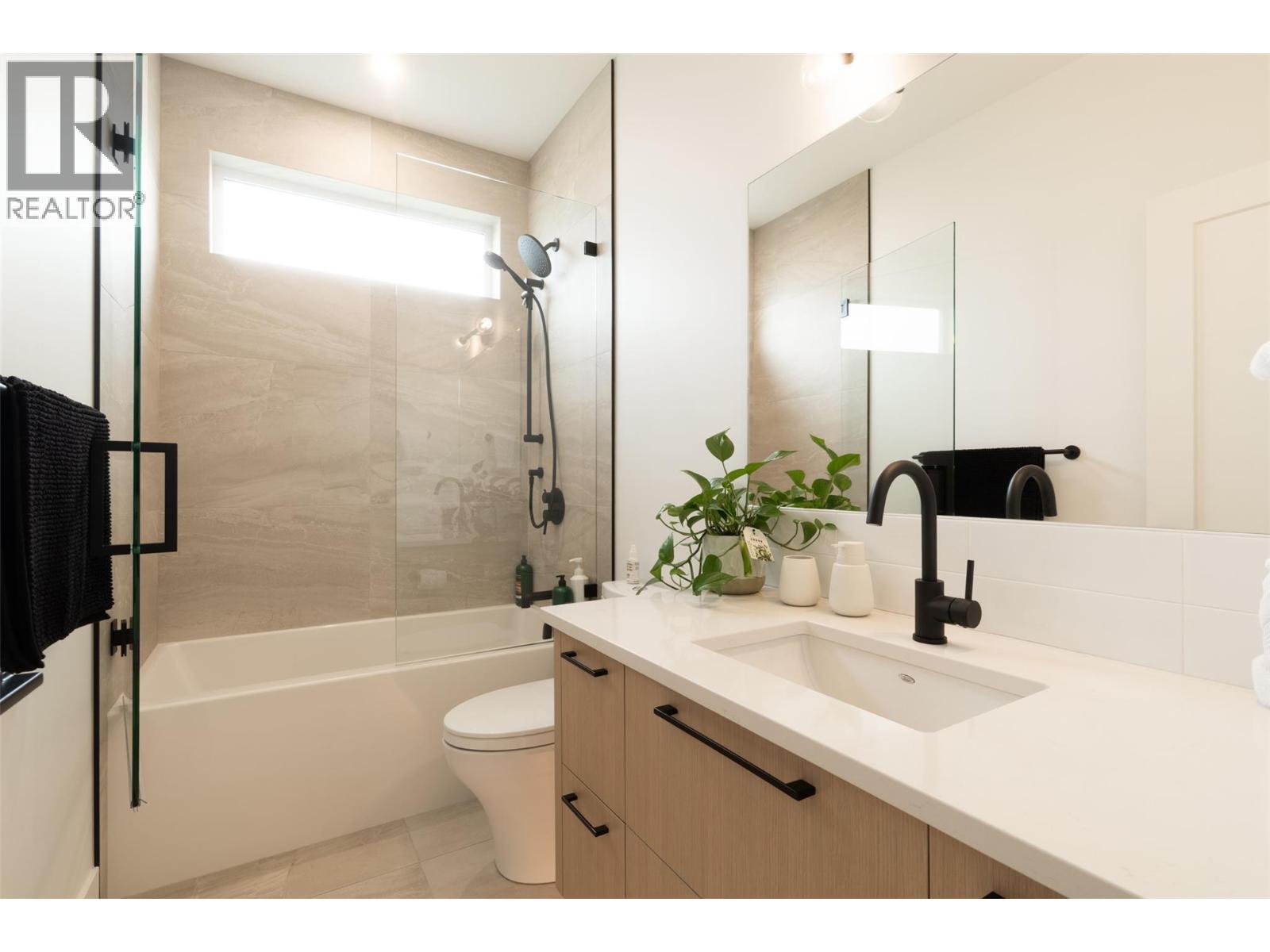 2764 Abbott Street, Kelowna, British Columbia  V1Y 1G4 - Photo 86 - 10389782