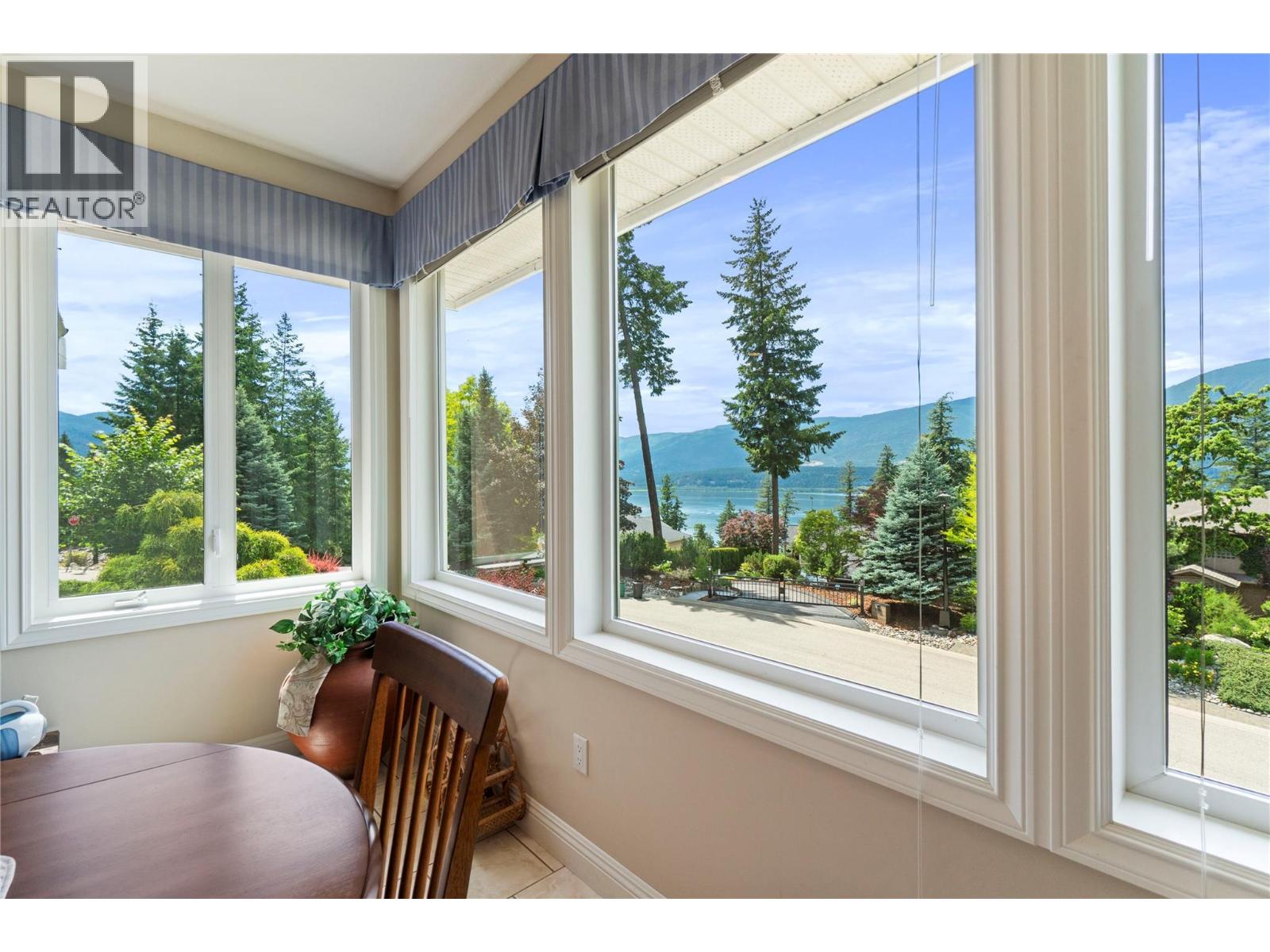 1821 50 Avenue Ne, Salmon Arm, British Columbia  V1E 2X3 - Photo 32 - 10385590