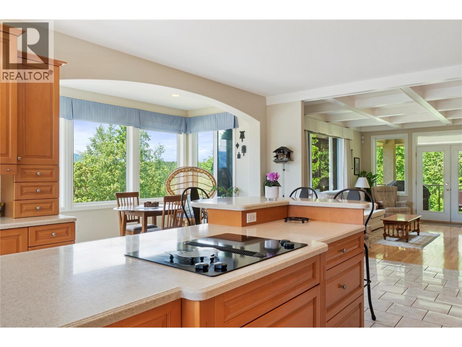 1821 50 Avenue Ne, Salmon Arm, British Columbia  V1E 2X3 - Photo 42 - 10385590