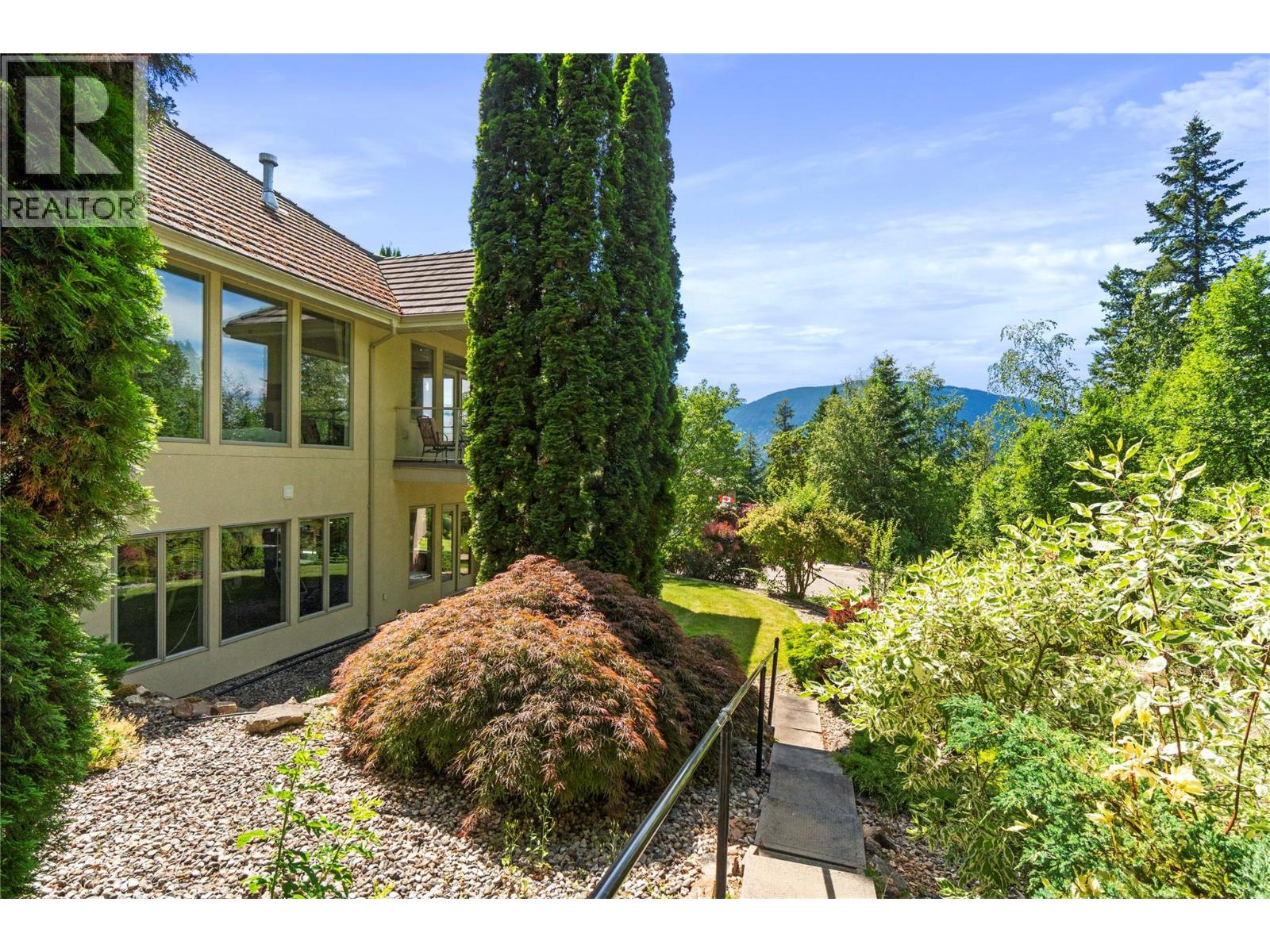 1821 50 Avenue Ne, Salmon Arm, British Columbia  V1E 2X3 - Photo 8 - 10385590
