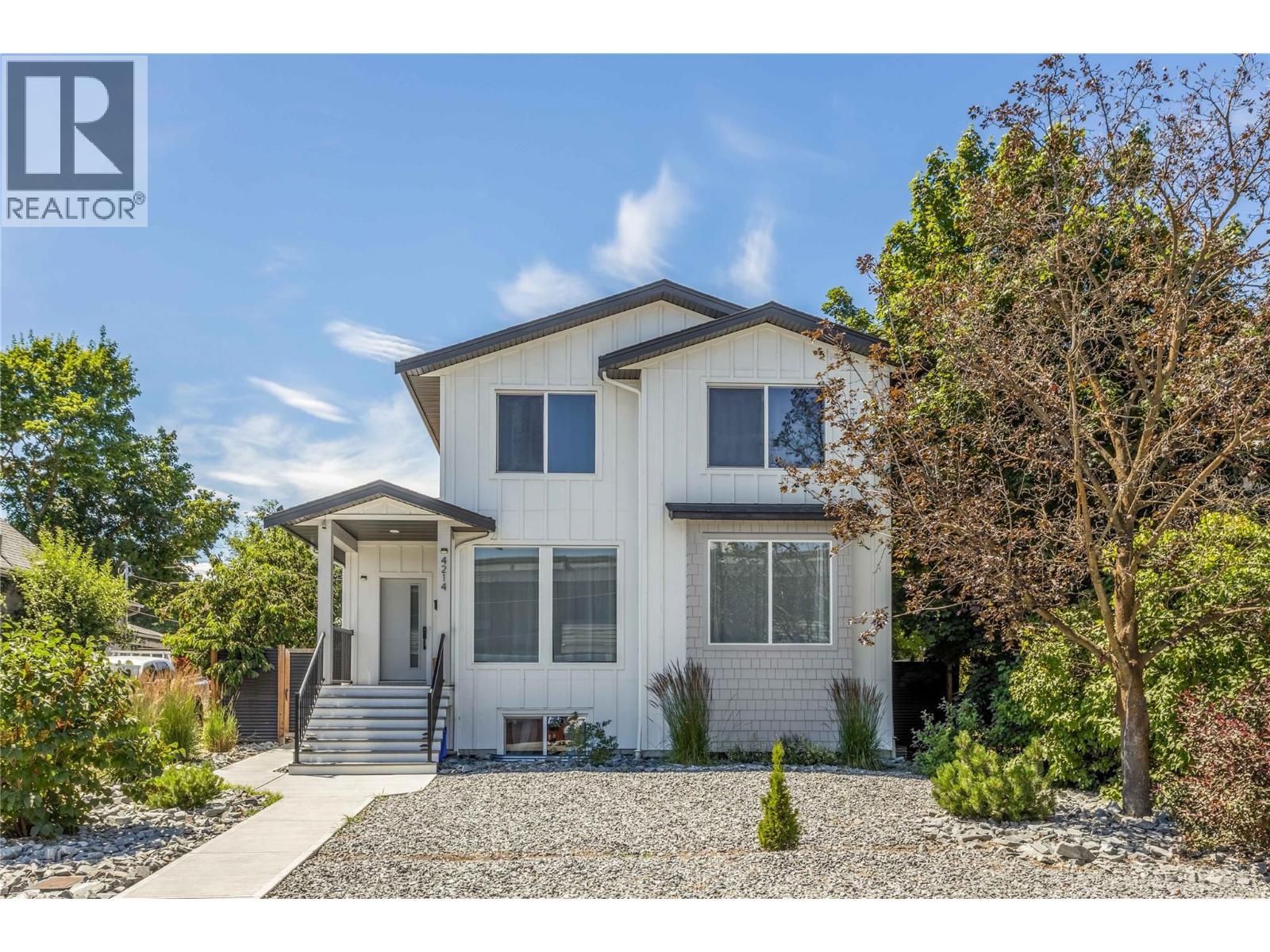 4214 33 Street, Vernon, British Columbia  V1T 5V1 - Photo 1 - 10392381