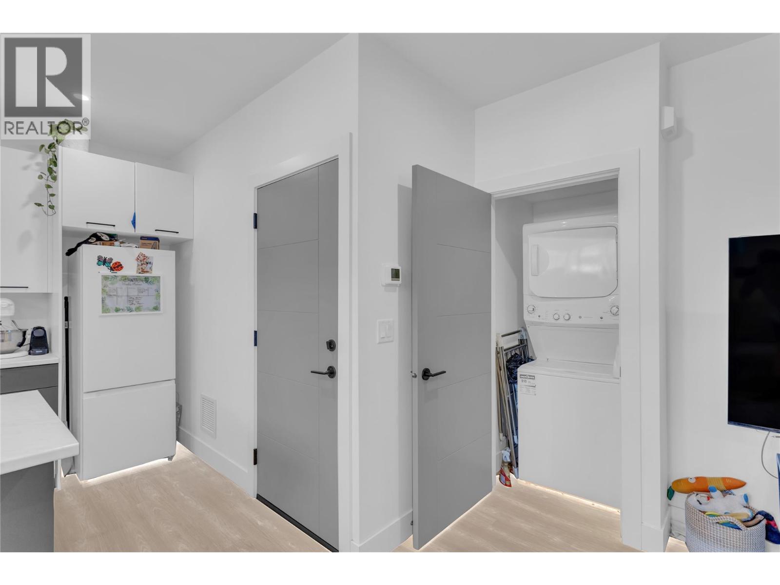 4214 33 Street, Vernon, British Columbia  V1T 5V1 - Photo 27 - 10392381