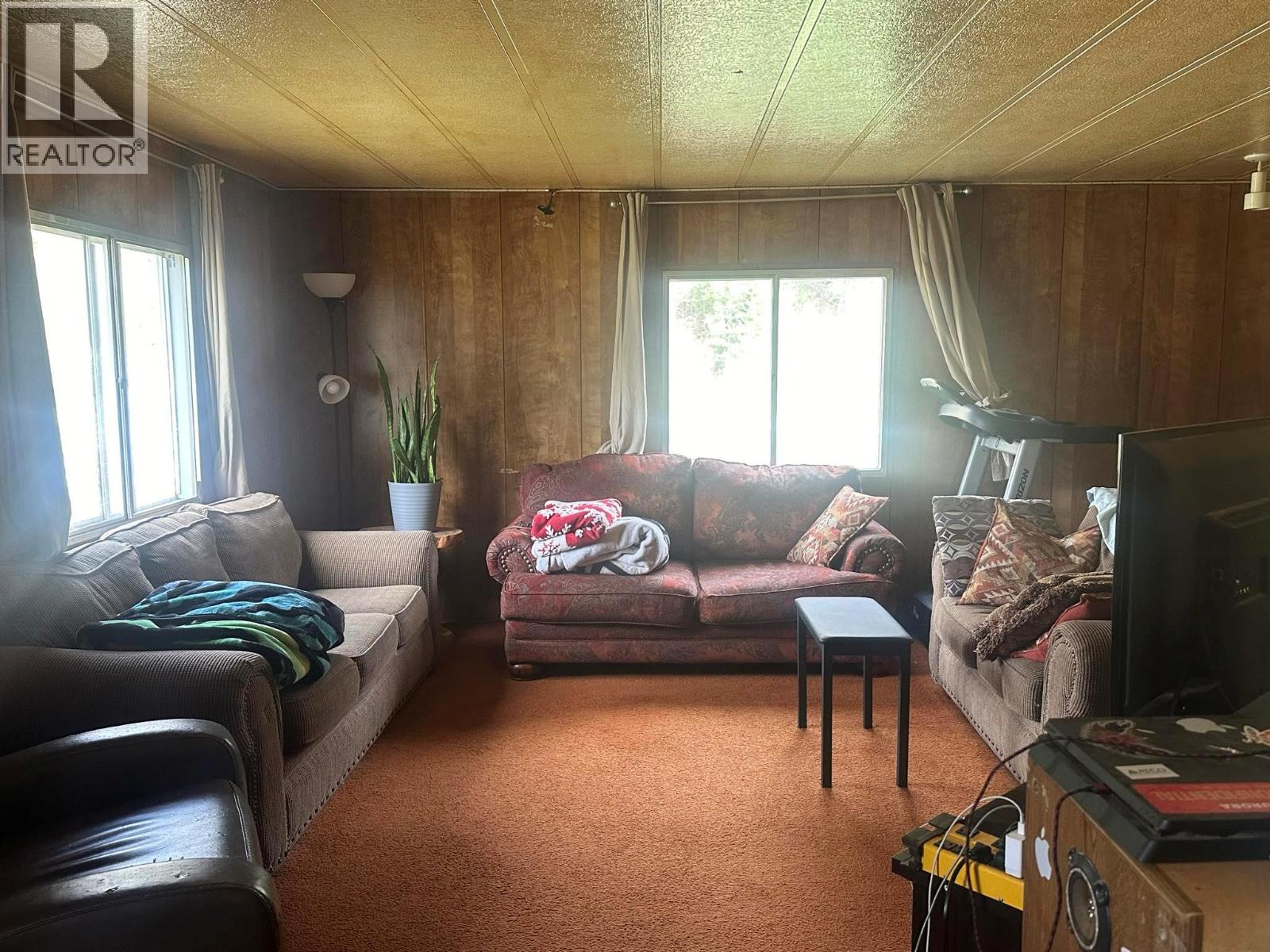 1978 Airport Road, Salmo, British Columbia  V0G 1Z0 - Photo 13 - 10392690