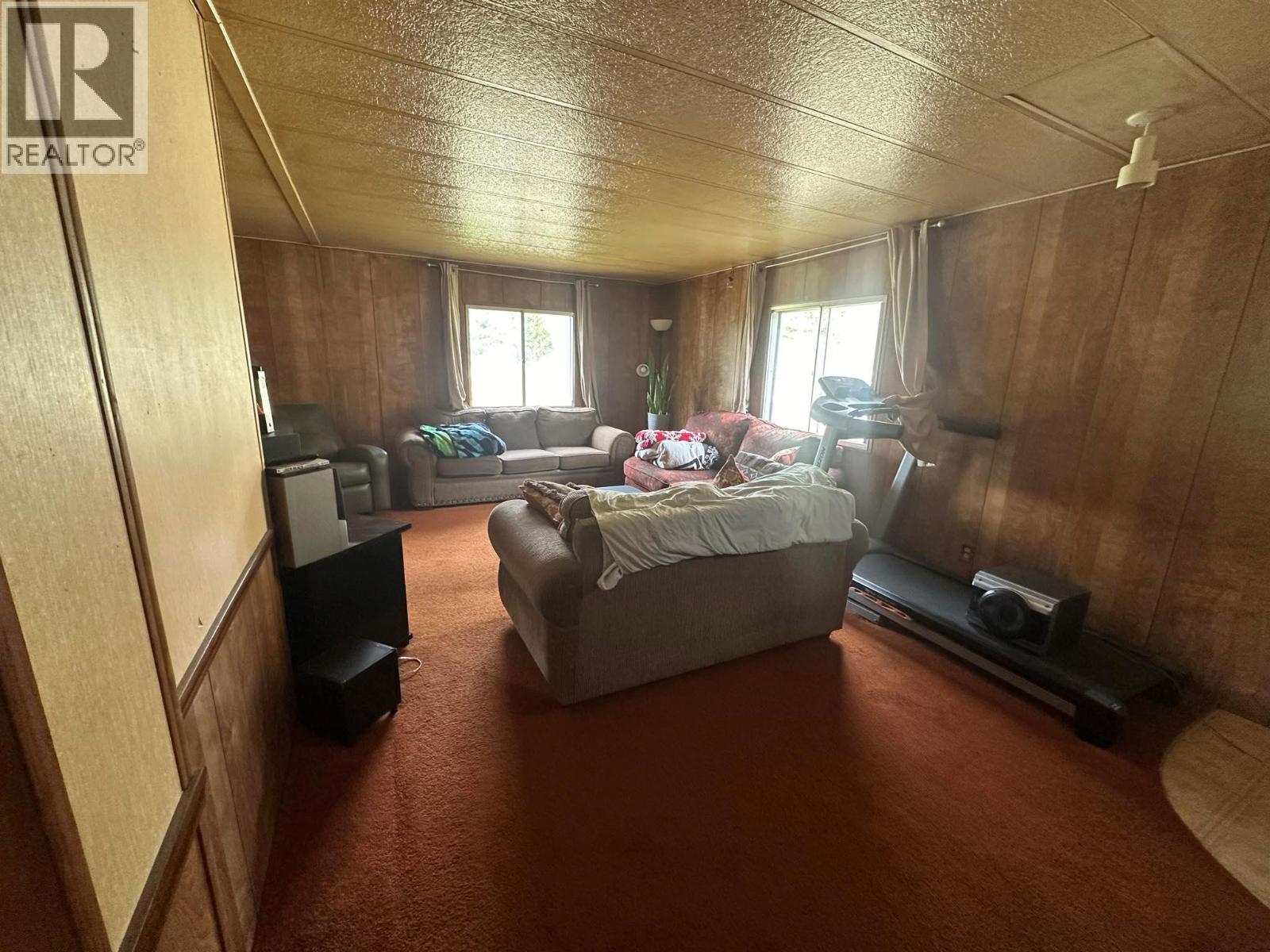 1978 Airport Road, Salmo, British Columbia  V0G 1Z0 - Photo 15 - 10392690