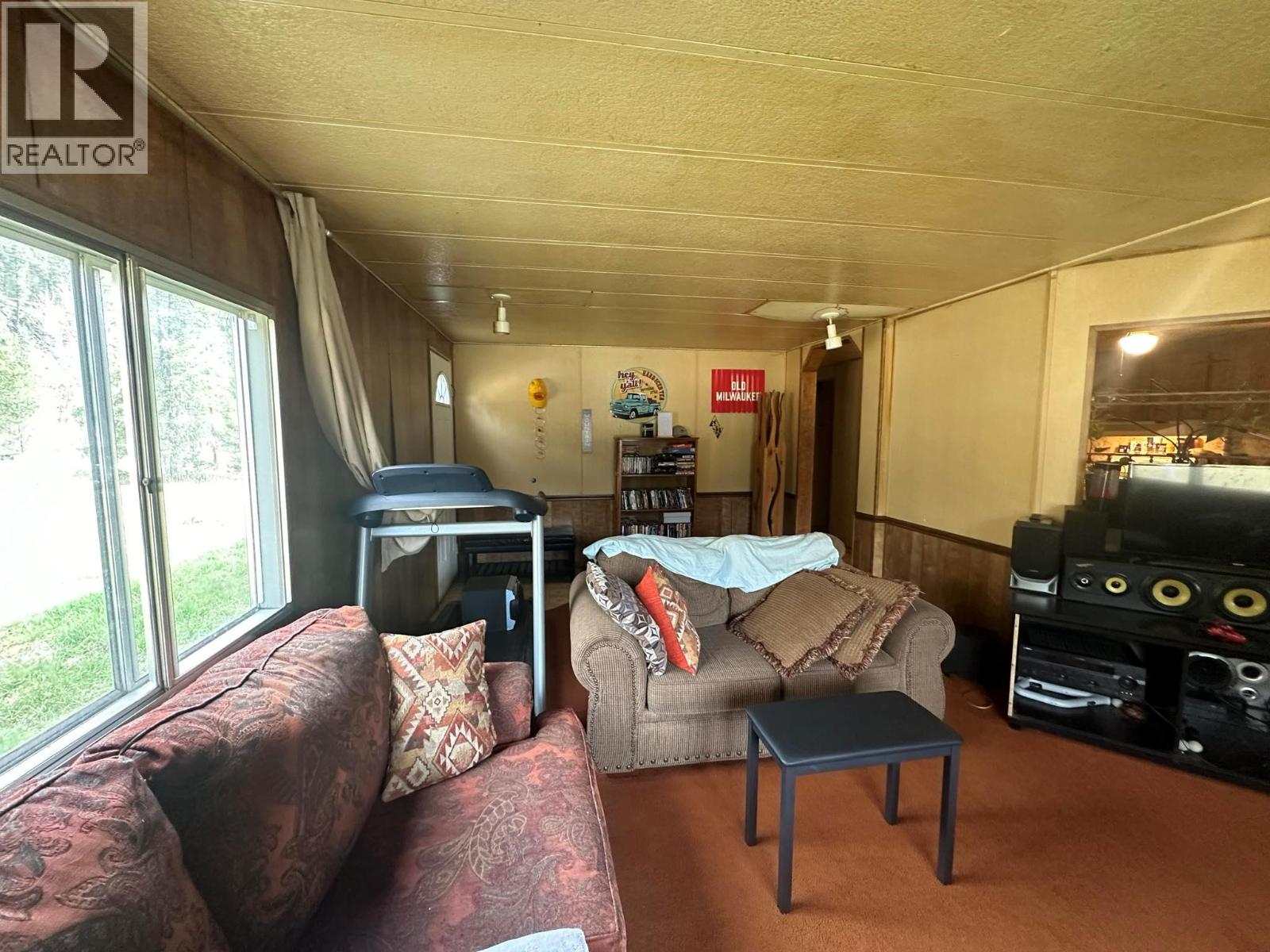 1978 Airport Road, Salmo, British Columbia  V0G 1Z0 - Photo 16 - 10392690