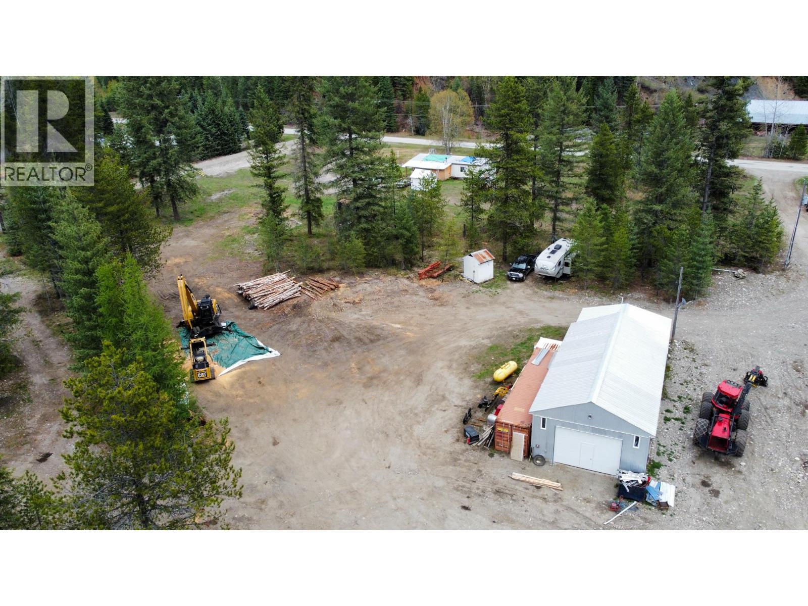 1978 Airport Road, Salmo, British Columbia  V0G 1Z0 - Photo 4 - 10392690