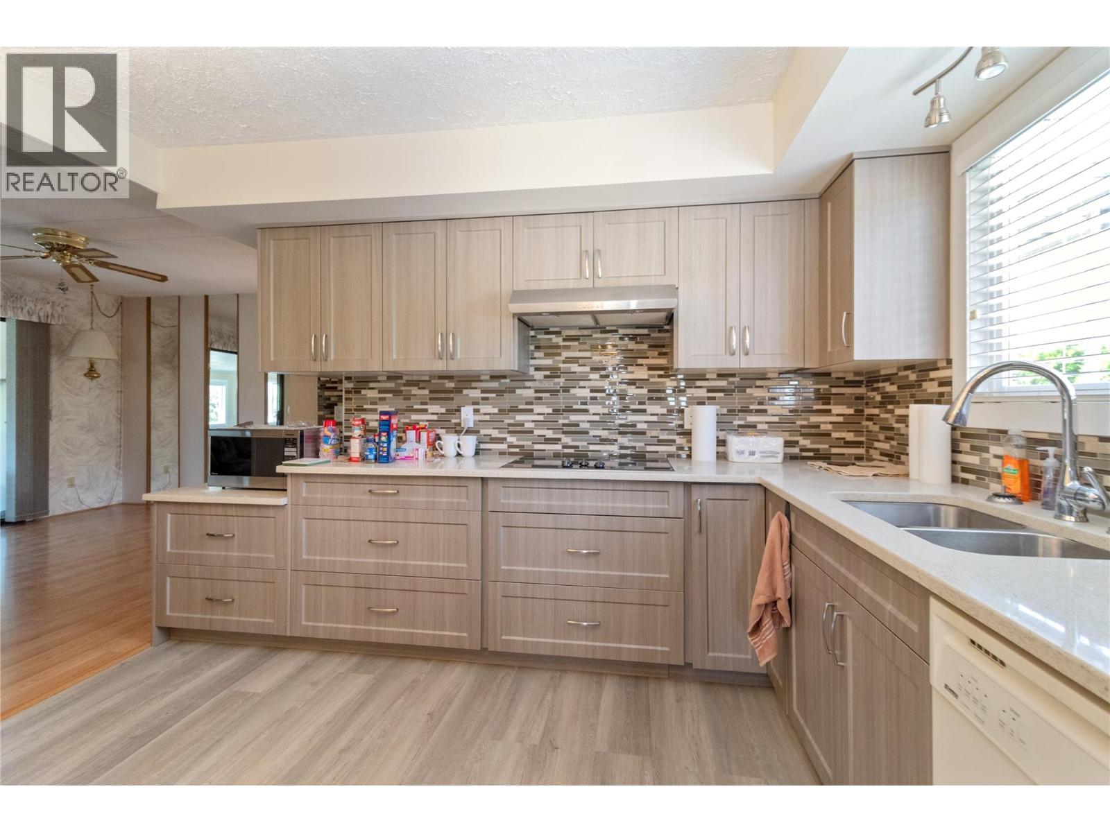 2098 Boucherie Road Unit# 44, West Kelowna, British Columbia  V4T 2A5 - Photo 10 - 10392656