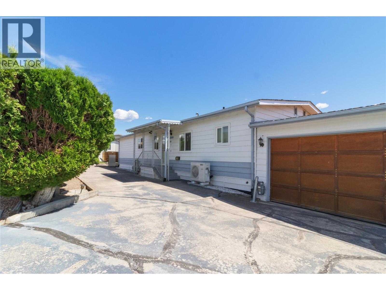 2098 Boucherie Road Unit# 44, West Kelowna, British Columbia  V4T 2A5 - Photo 2 - 10392656