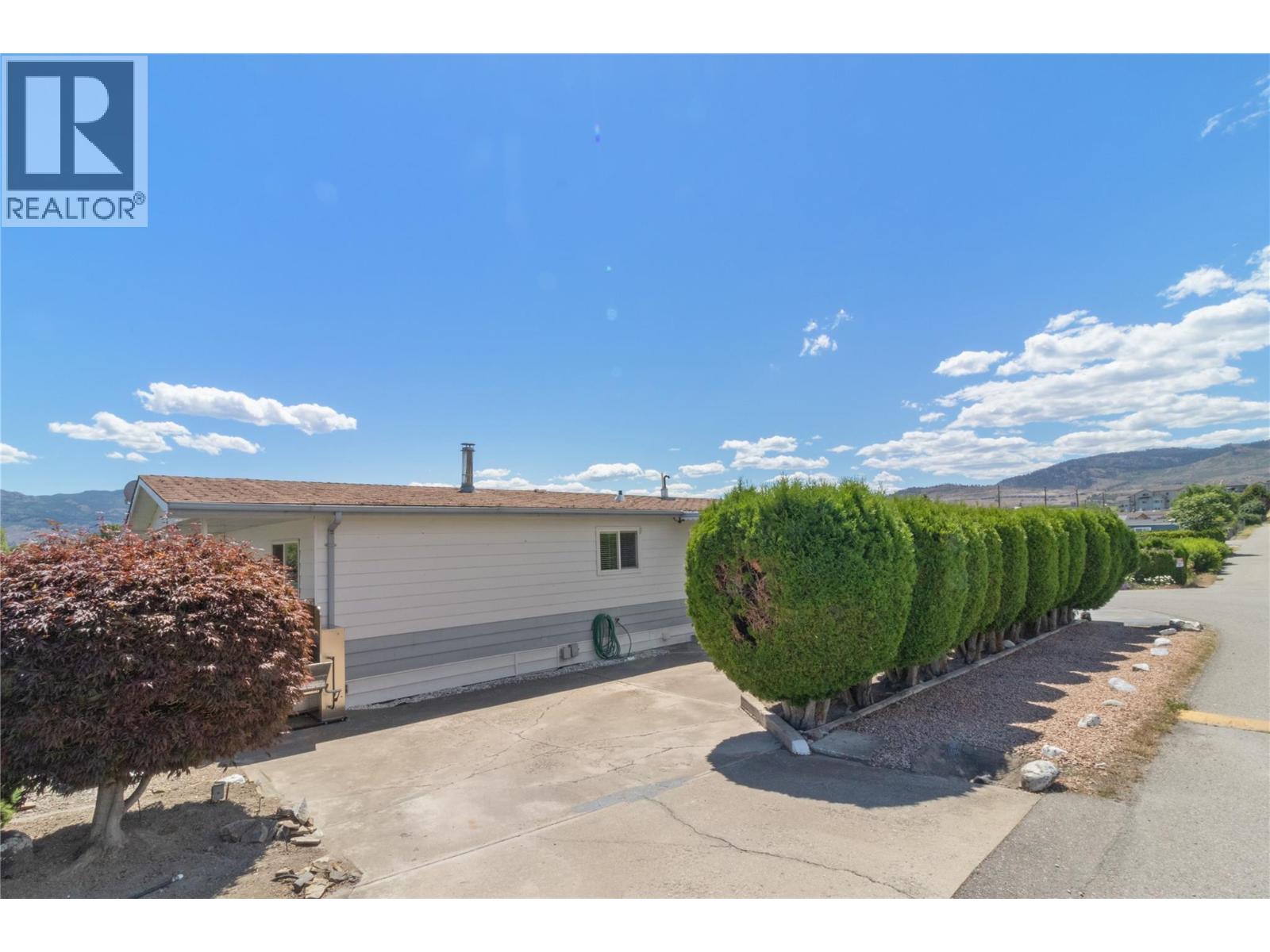 2098 Boucherie Road Unit# 44, West Kelowna, British Columbia  V4T 2A5 - Photo 3 - 10392656