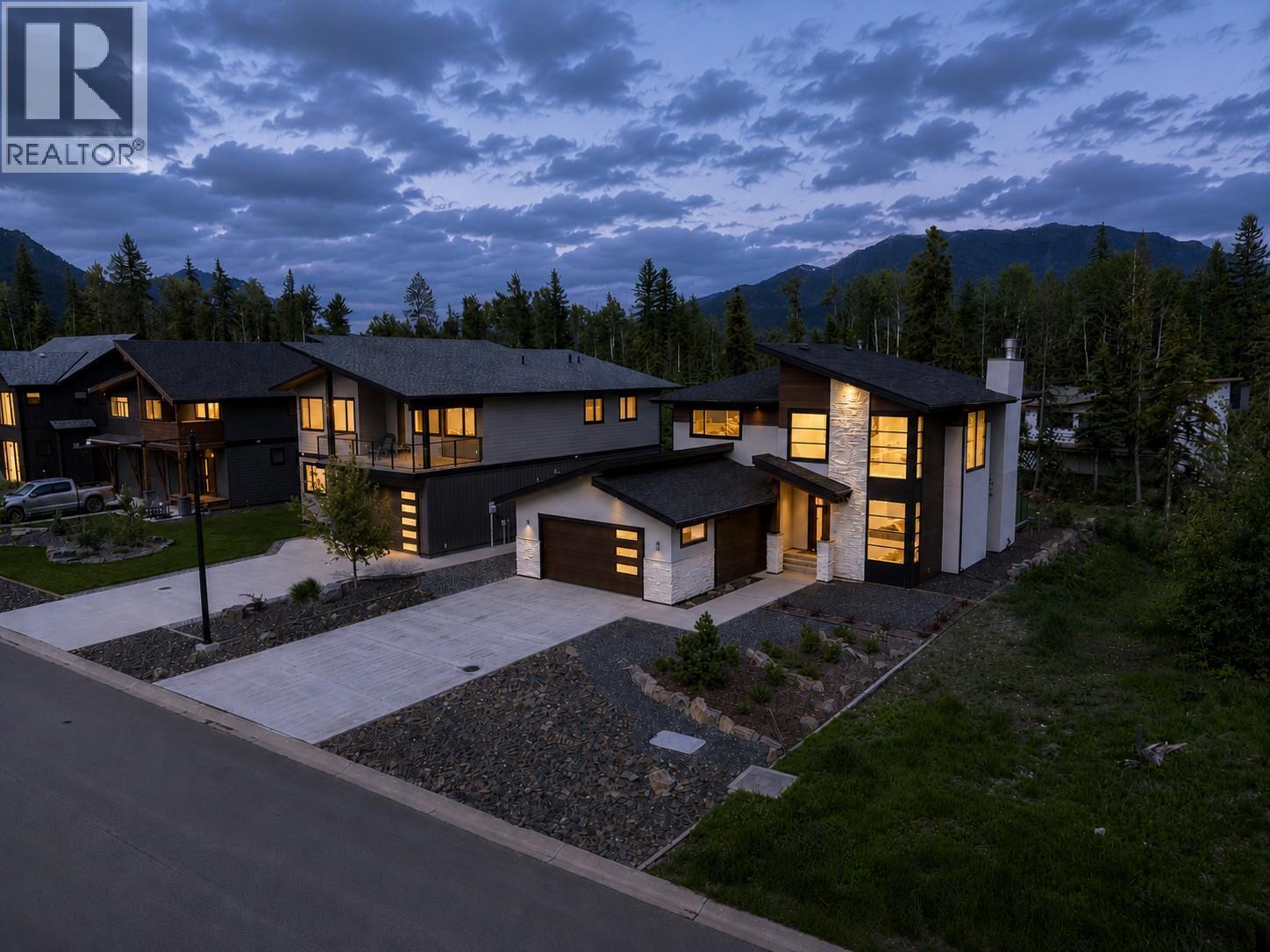 5 Mammoth Drive, Fernie, British Columbia  V0B 1M1 - Photo 10 - 10391371