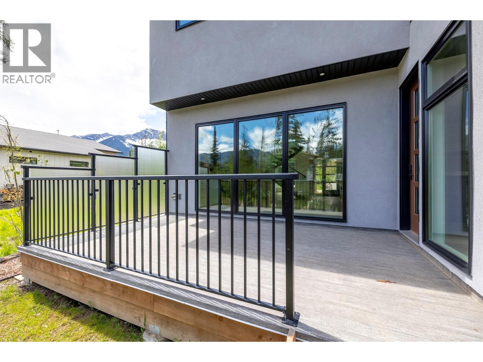 5 Mammoth Drive, Fernie, British Columbia  V0B 1M1 - Photo 7 - 10391371