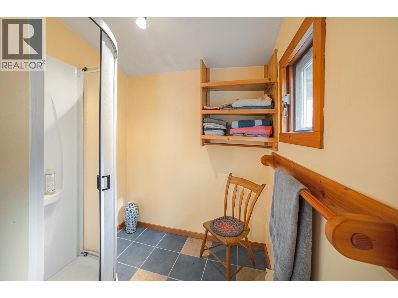 899 Coleman Road, Riondel, British Columbia  V0B 2B0 - Photo 14 - 10392719