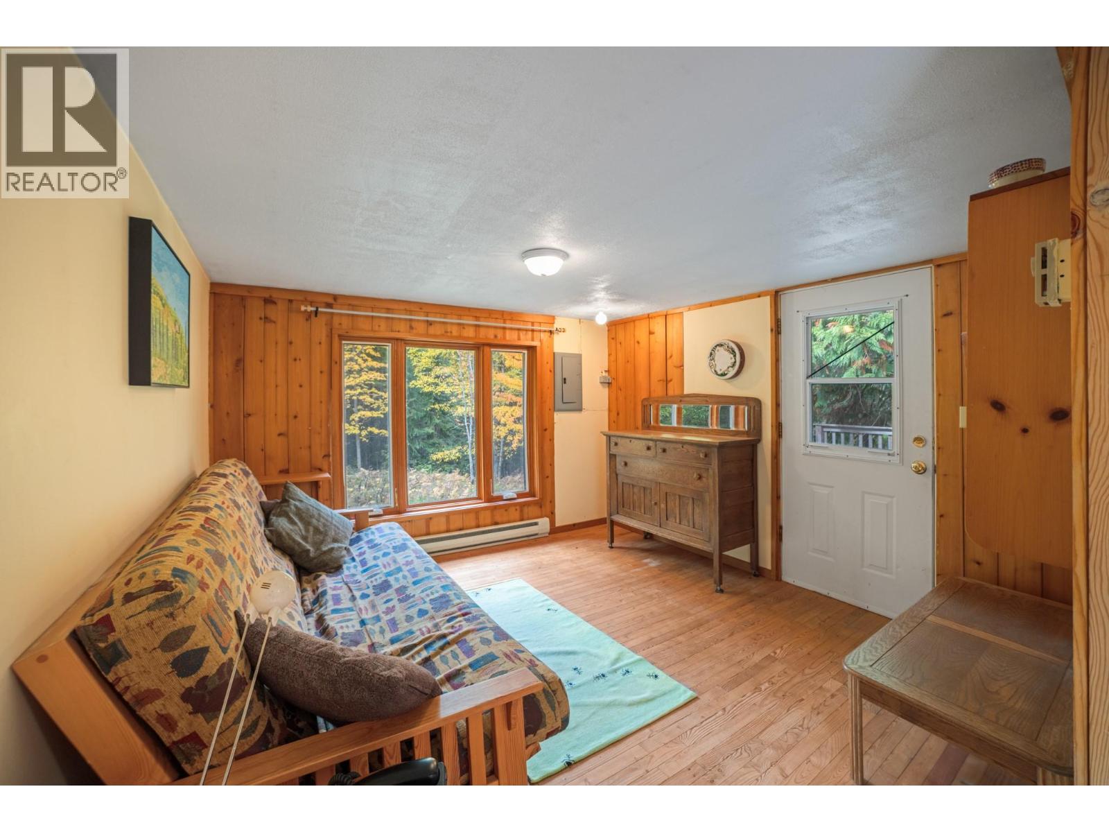 899 Coleman Road, Riondel, British Columbia  V0B 2B0 - Photo 9 - 10392719