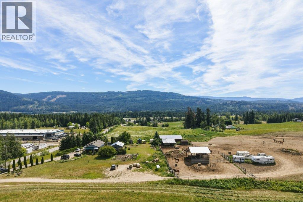 3580 20 Avenue Se, Salmon Arm, British Columbia  V1E 1X9 - Photo 1 - 10391610