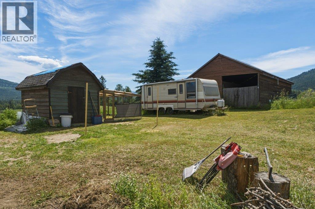 3580 20 Avenue Se, Salmon Arm, British Columbia  V1E 1X9 - Photo 39 - 10391610